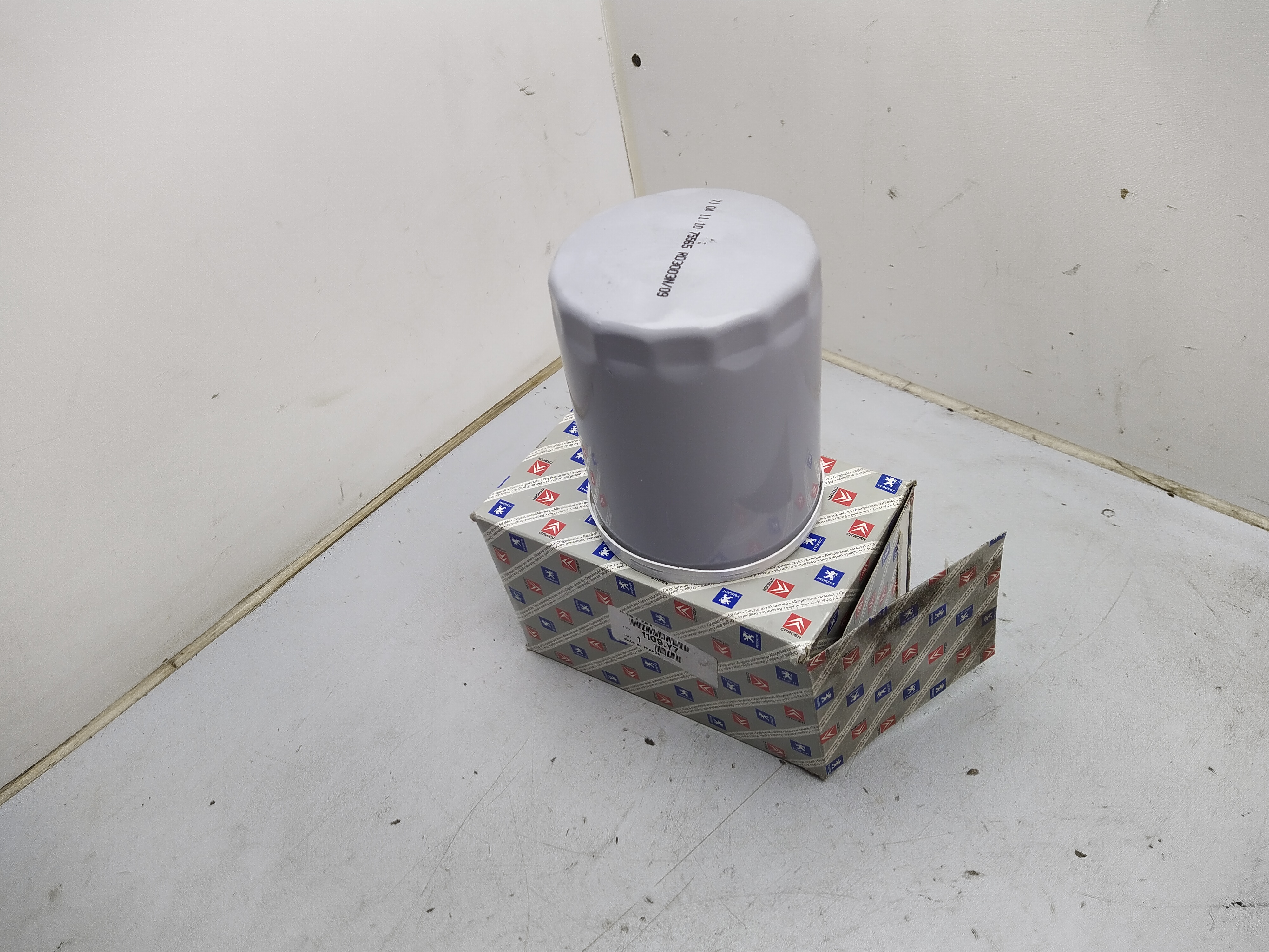 Original Peugeot Citroen OELFILTER 1109Y7 NEU NOS NEW