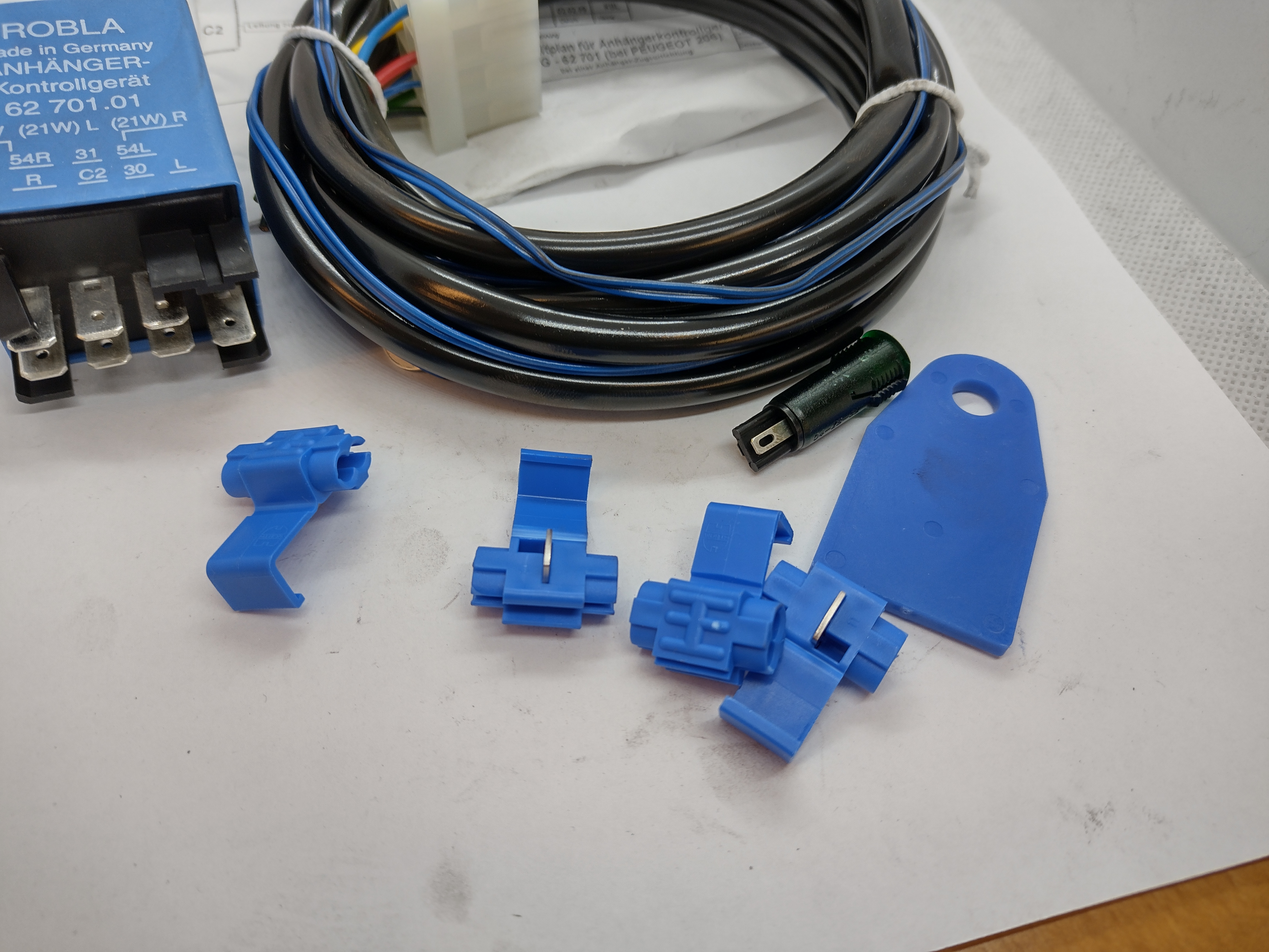 Peugeot / Citroen Kabelbaum E Satz für Anhängerkupplung 002356 NEU NOS NEW OEM