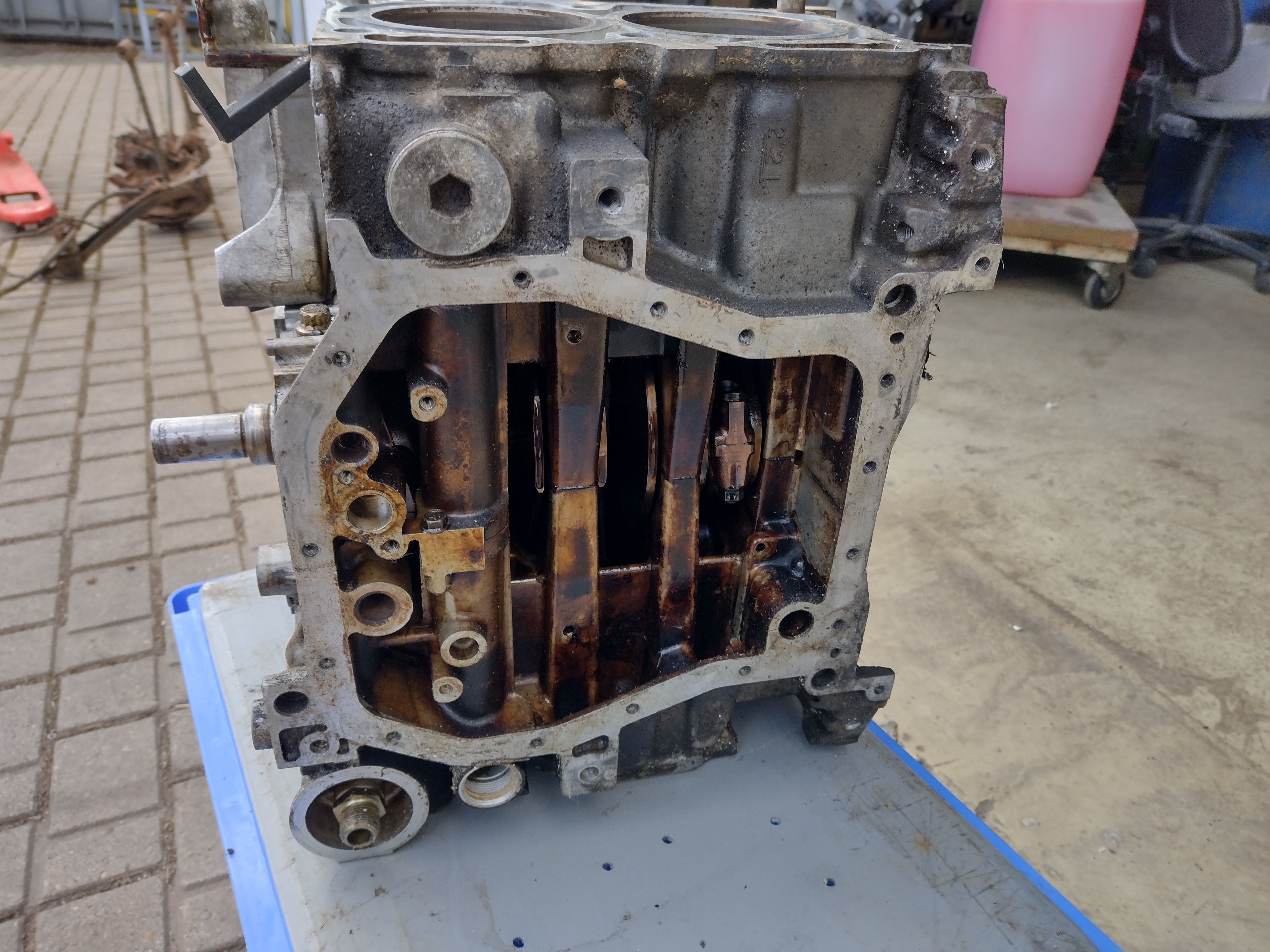 Subaru EJ22 Motorblock mit Kurbelwelle, Pleueln und Kolben Shortblock
