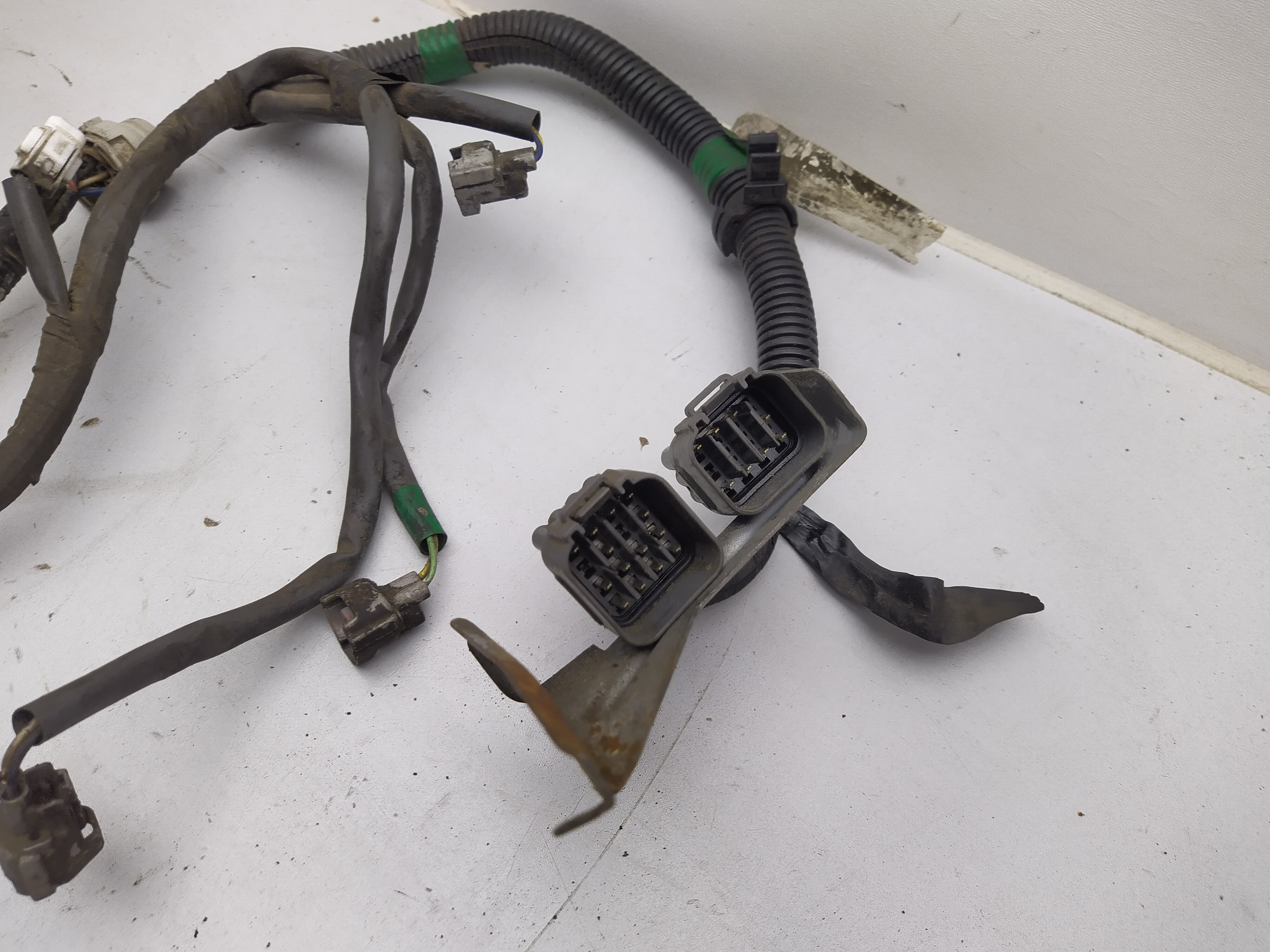 Motorkabelbaum von Subaru Legacy Outback 2.5l 150PS EJ25D