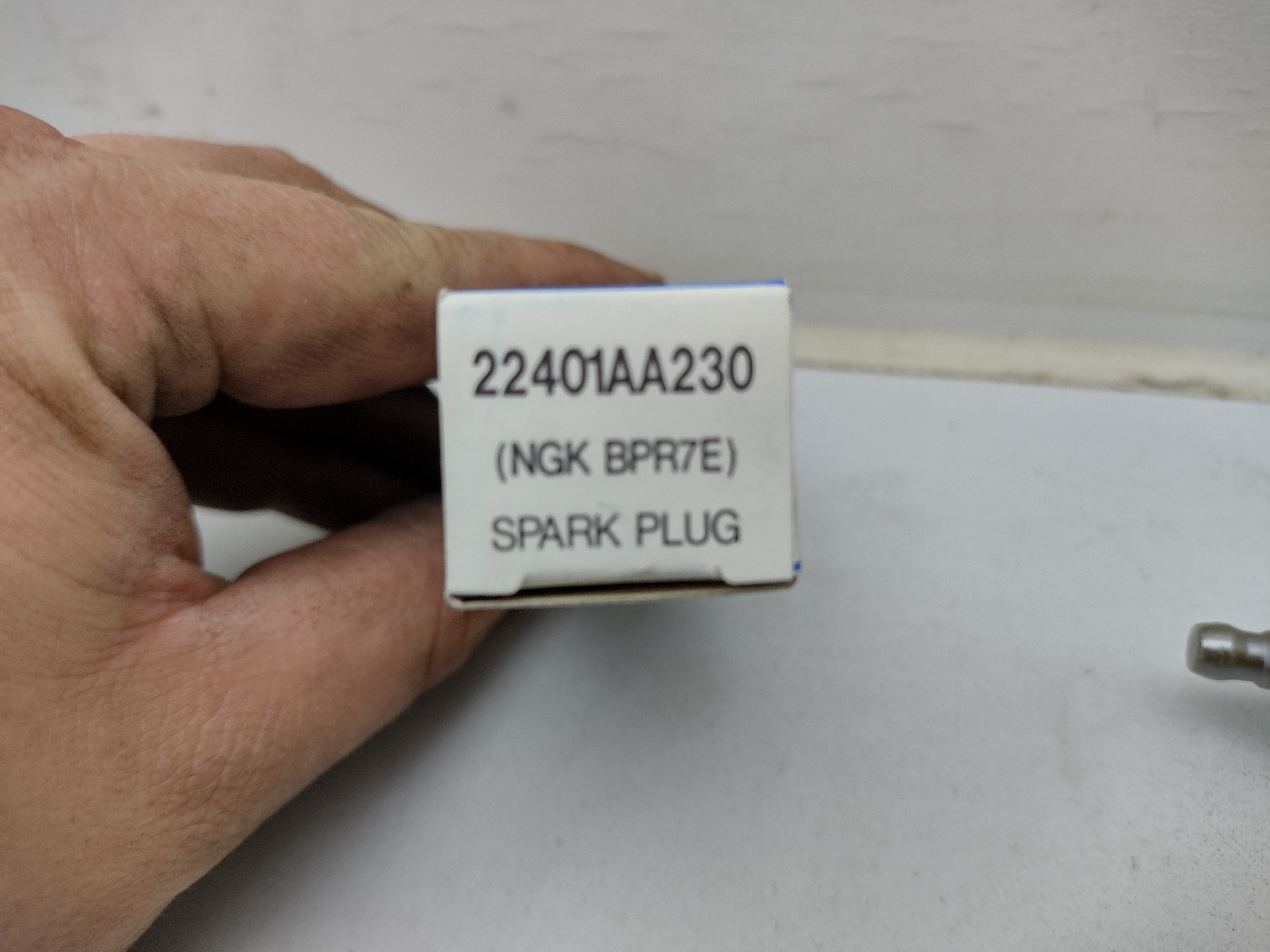 Zündkerze SUBARU 22401AA230 NGK BPR7E für Legacy BC Leone Justy KAD