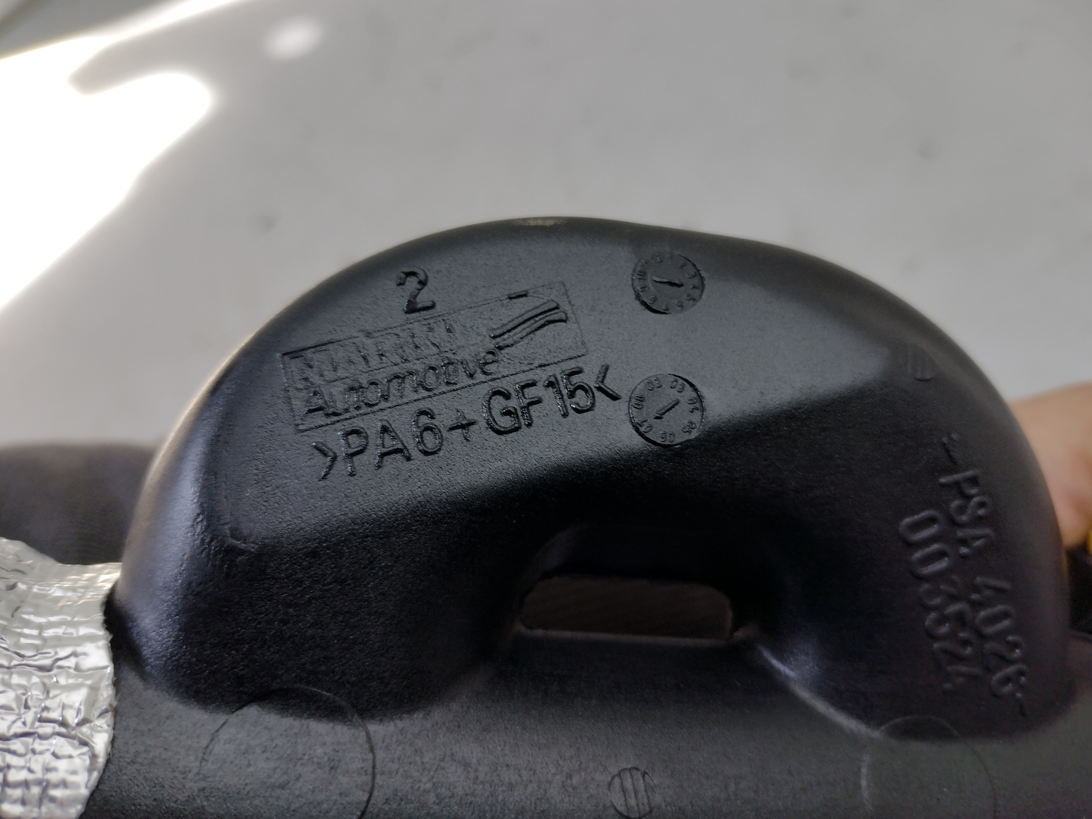 Peugeot / Citroen Luftresonator 144053 NOS NEW