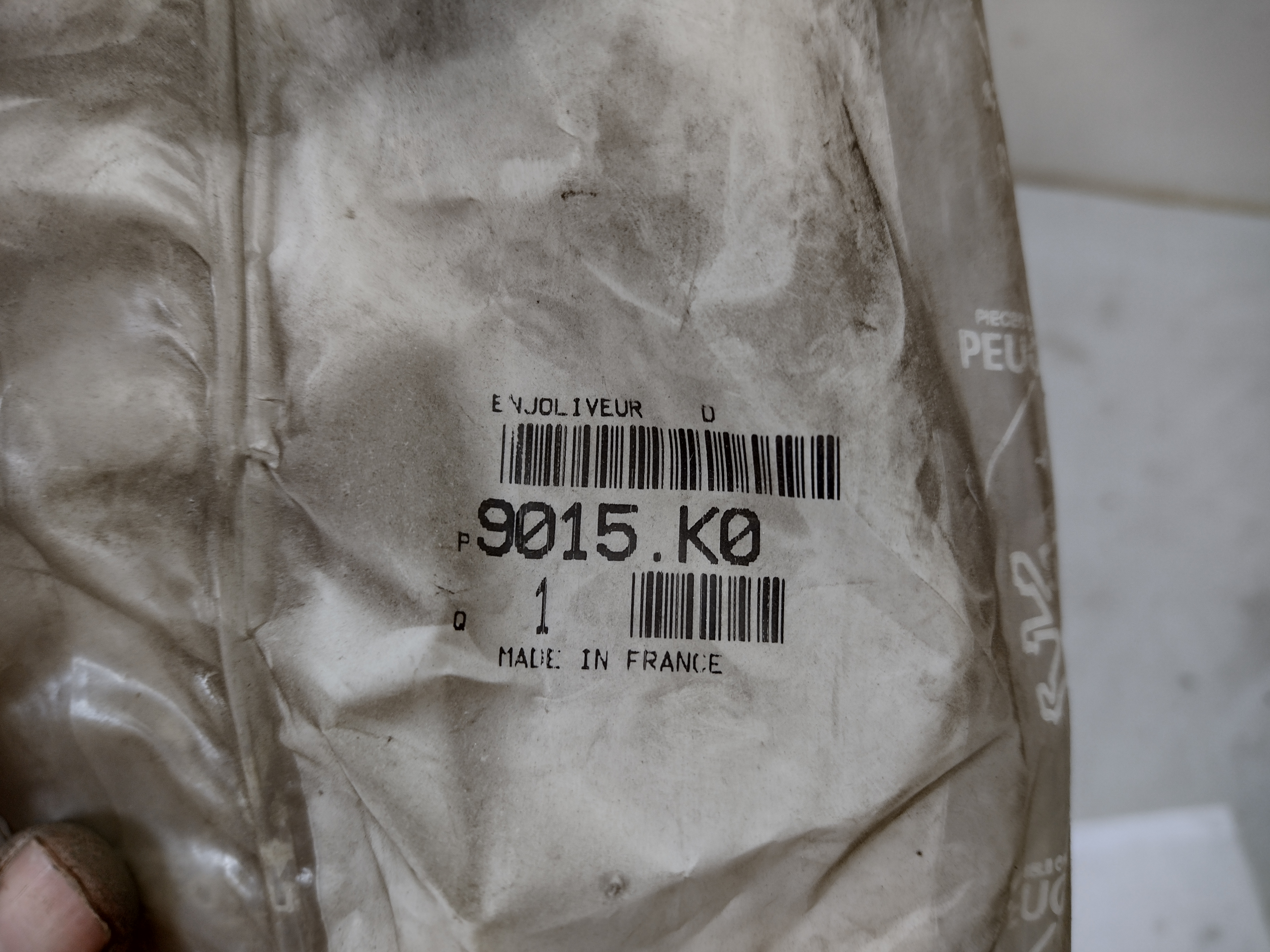 Peugeot / Citroen Seiten Verkleidung Abdeckung 9015K0 NOS NEW OEM