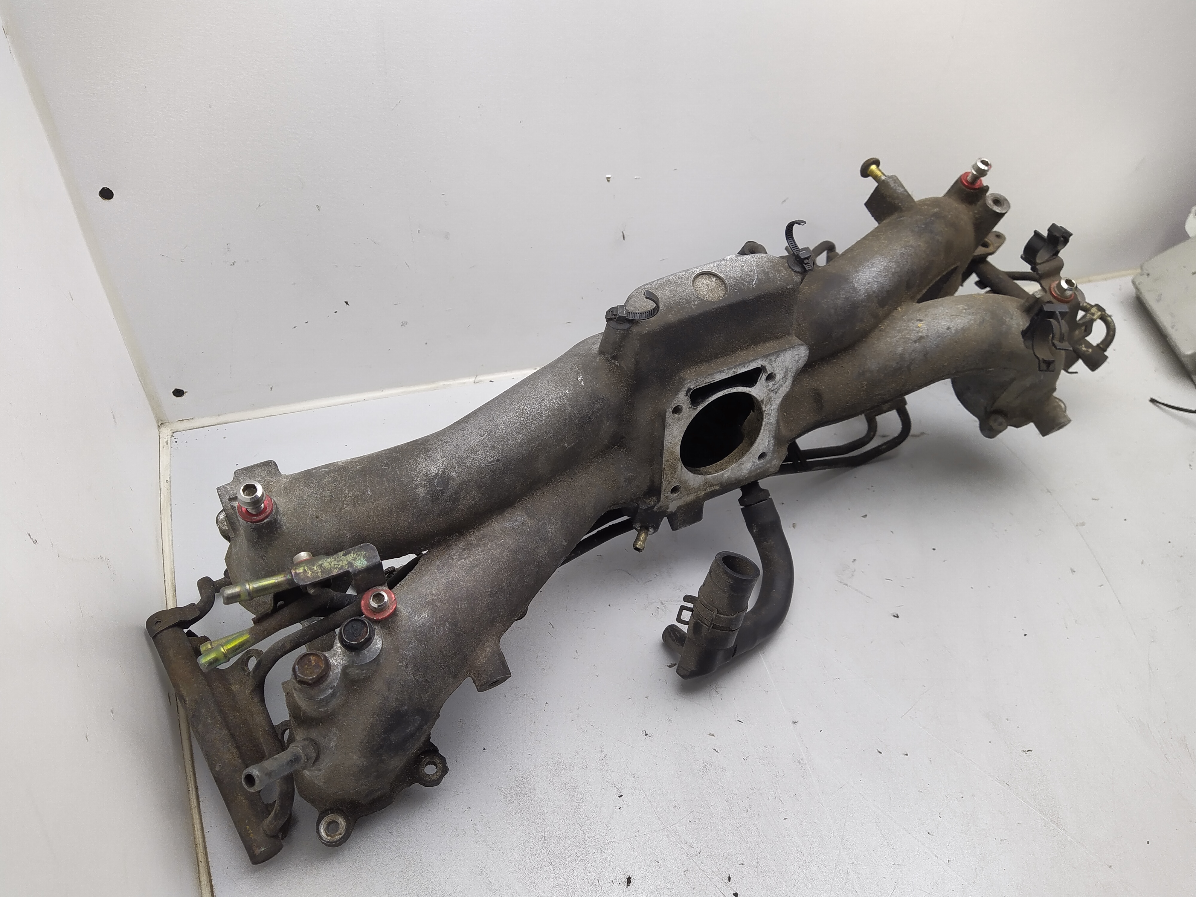 Ansaugbrücke mit Fuelrail von Subaru Impreza WRX STI EJ207