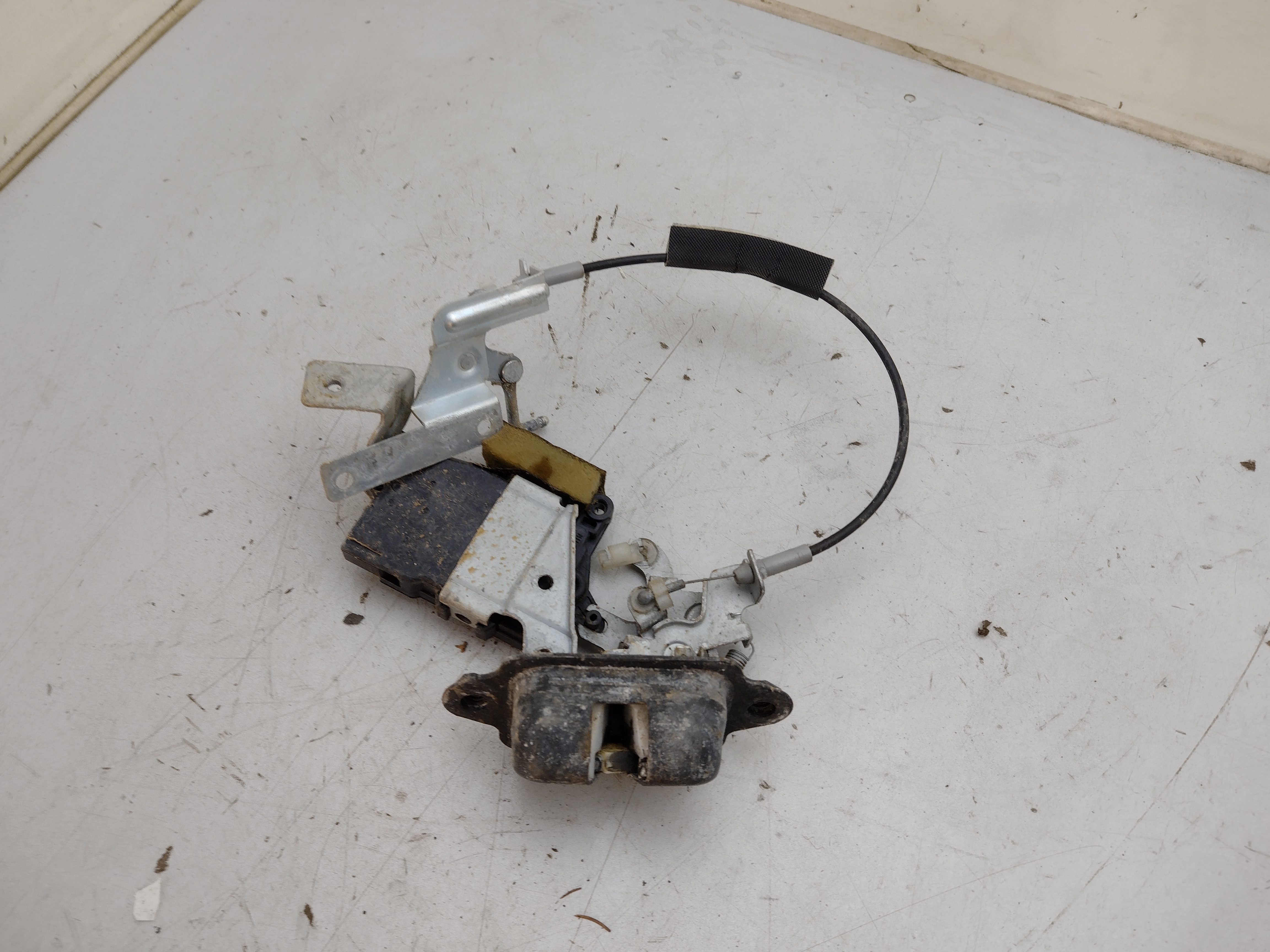 Heckklappenschloss für Subaru Legacy 3 BE BH Subaru Outback 98-03