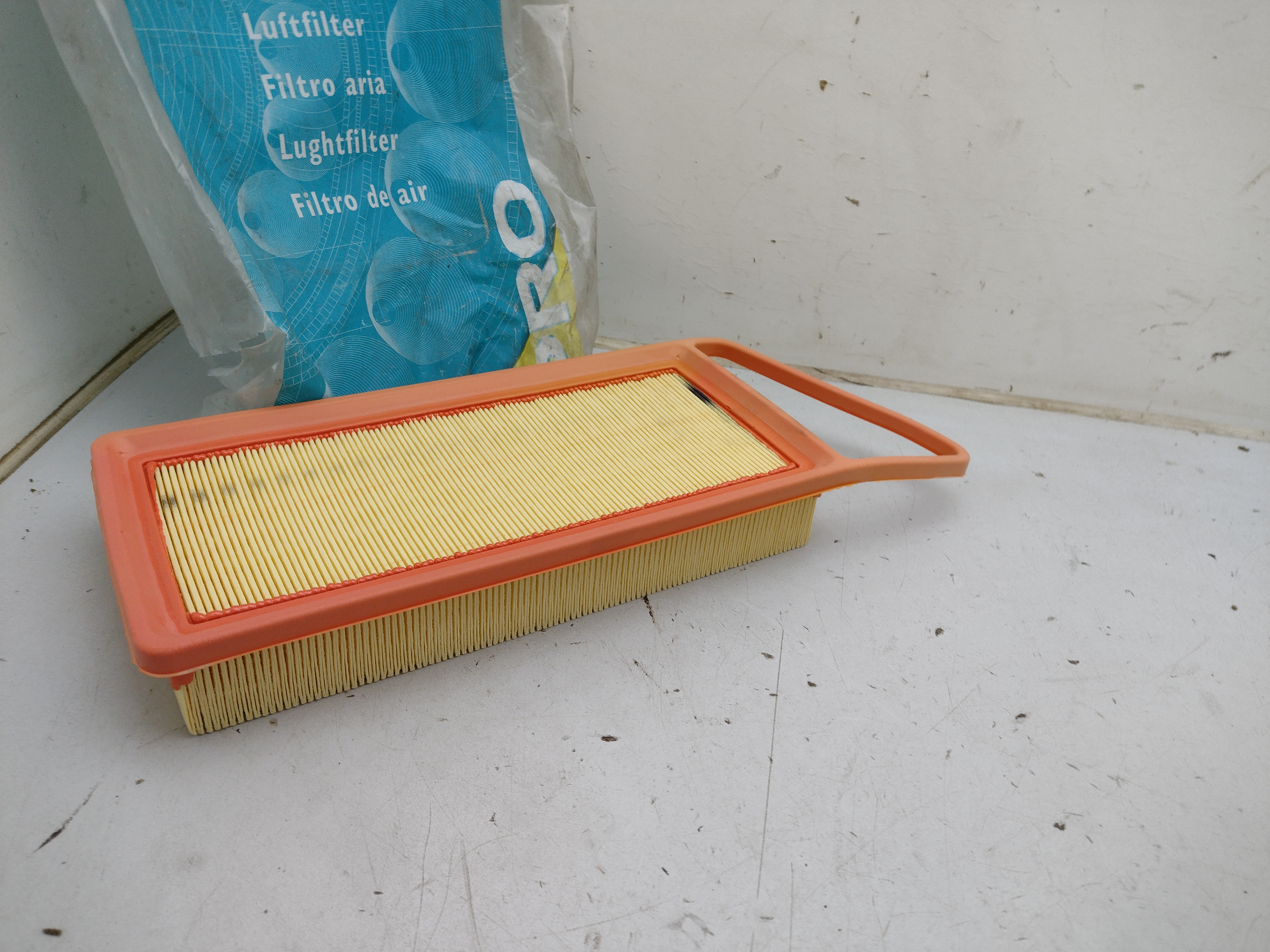 Peugeot / Citroen Luftfilter 1444W9 NOS NEW