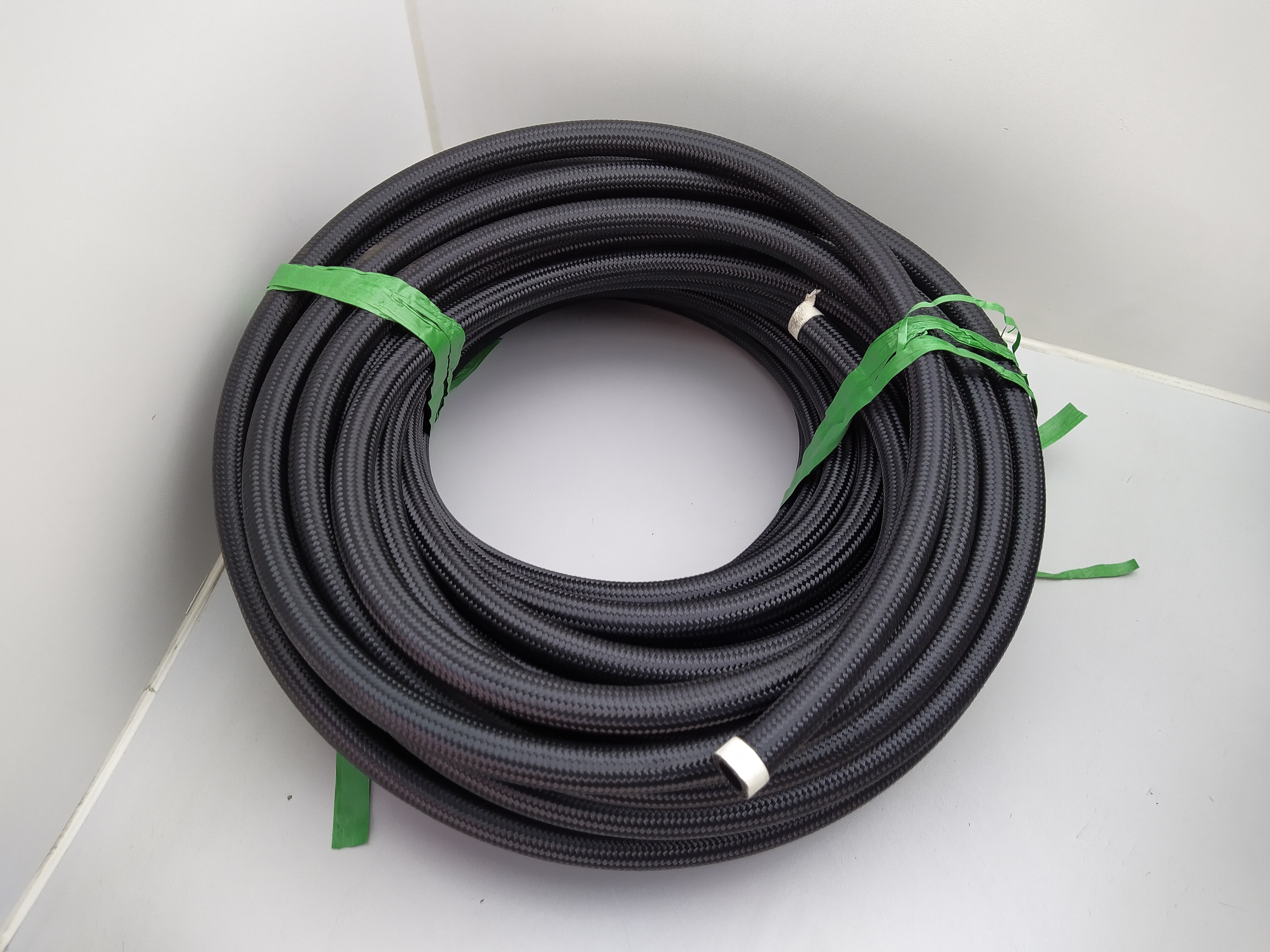 NBR Nylon Stahlflexleitung Dash 10 AN10 schwarz