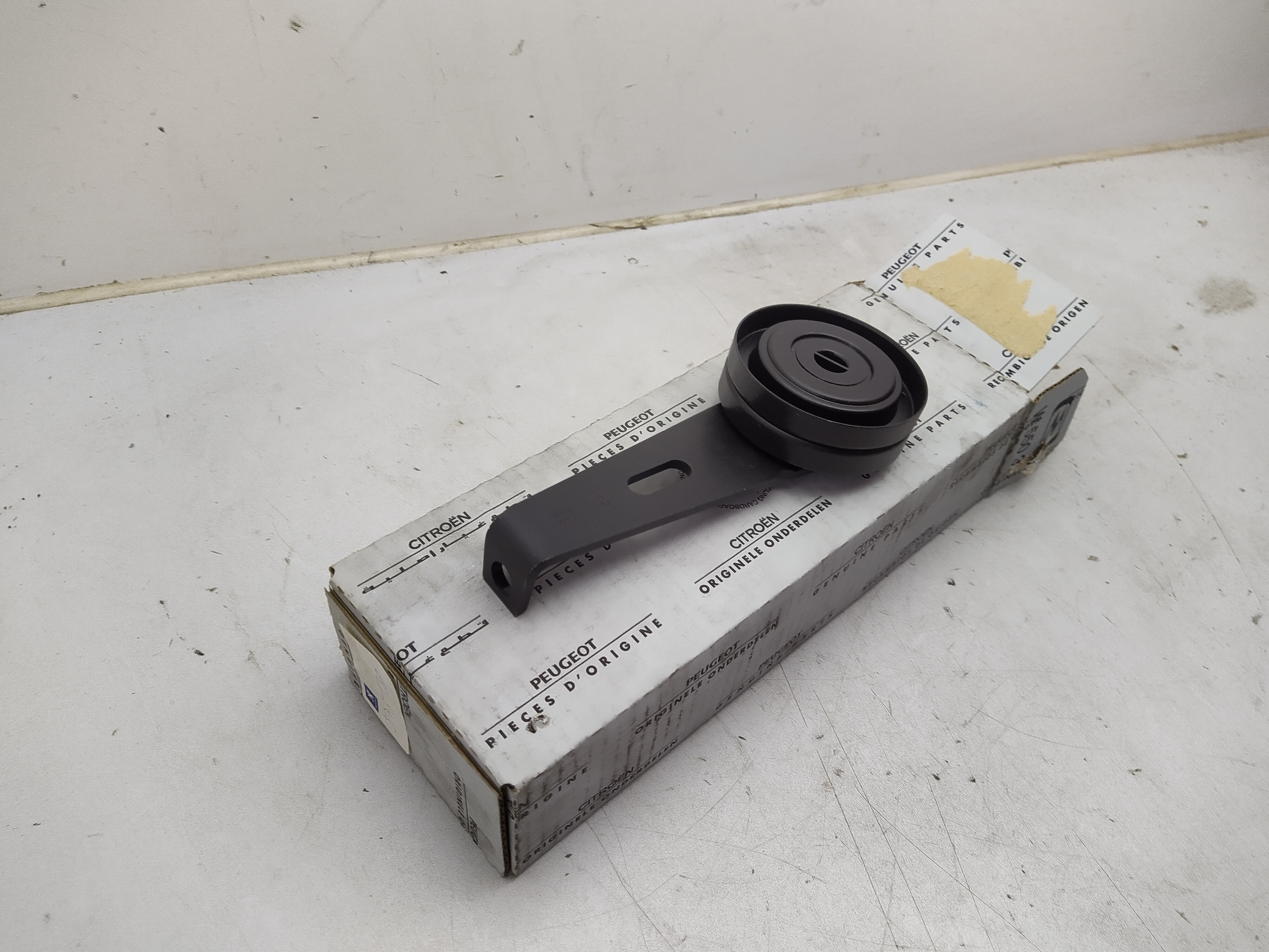 Citroen / Peugeot Spannrolle 85mm für Keilrippenriemen 575138 NEU NOS NEW
