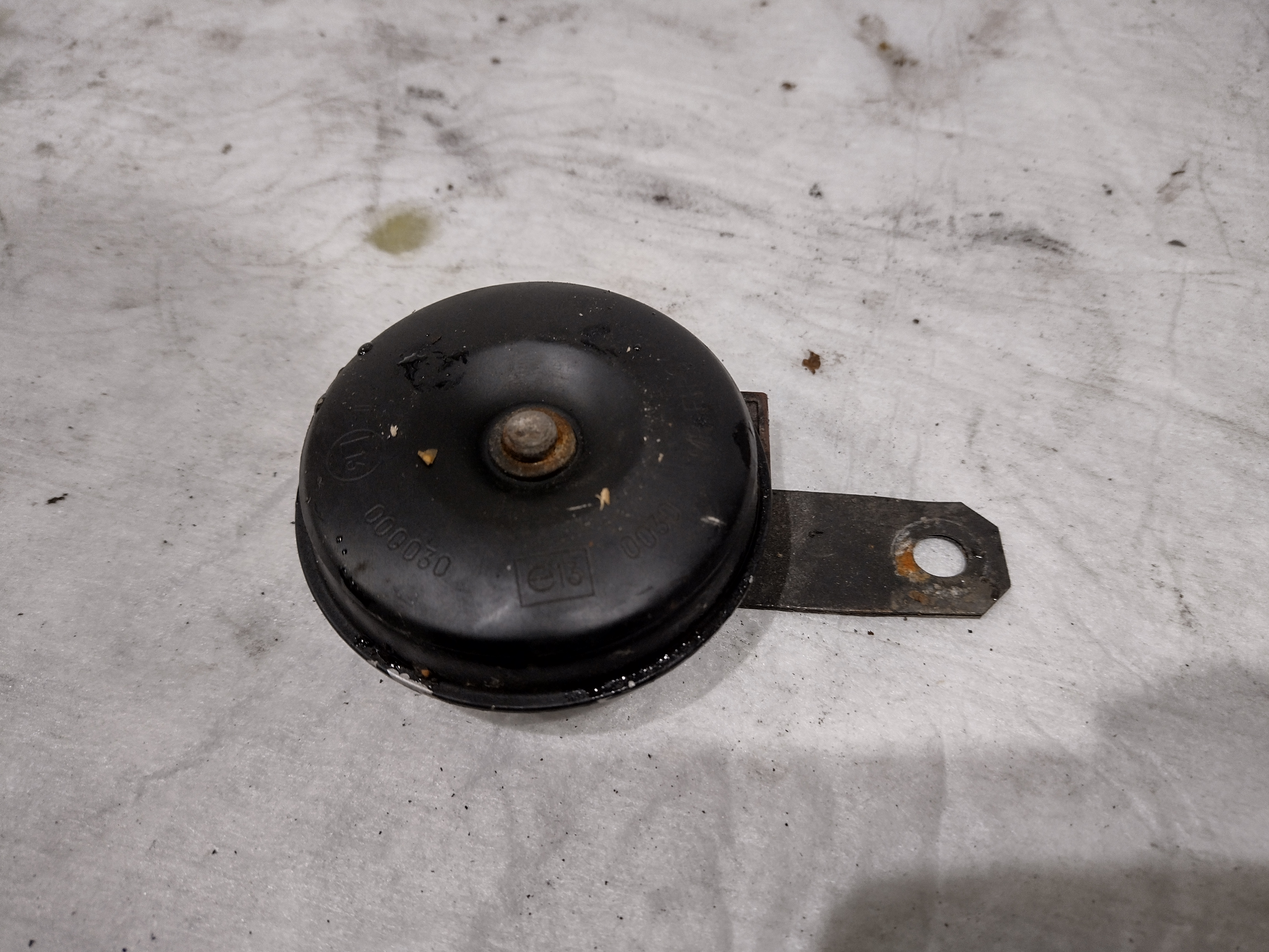 Hupe Signalanlage für Subaru Outback H6 BE BH