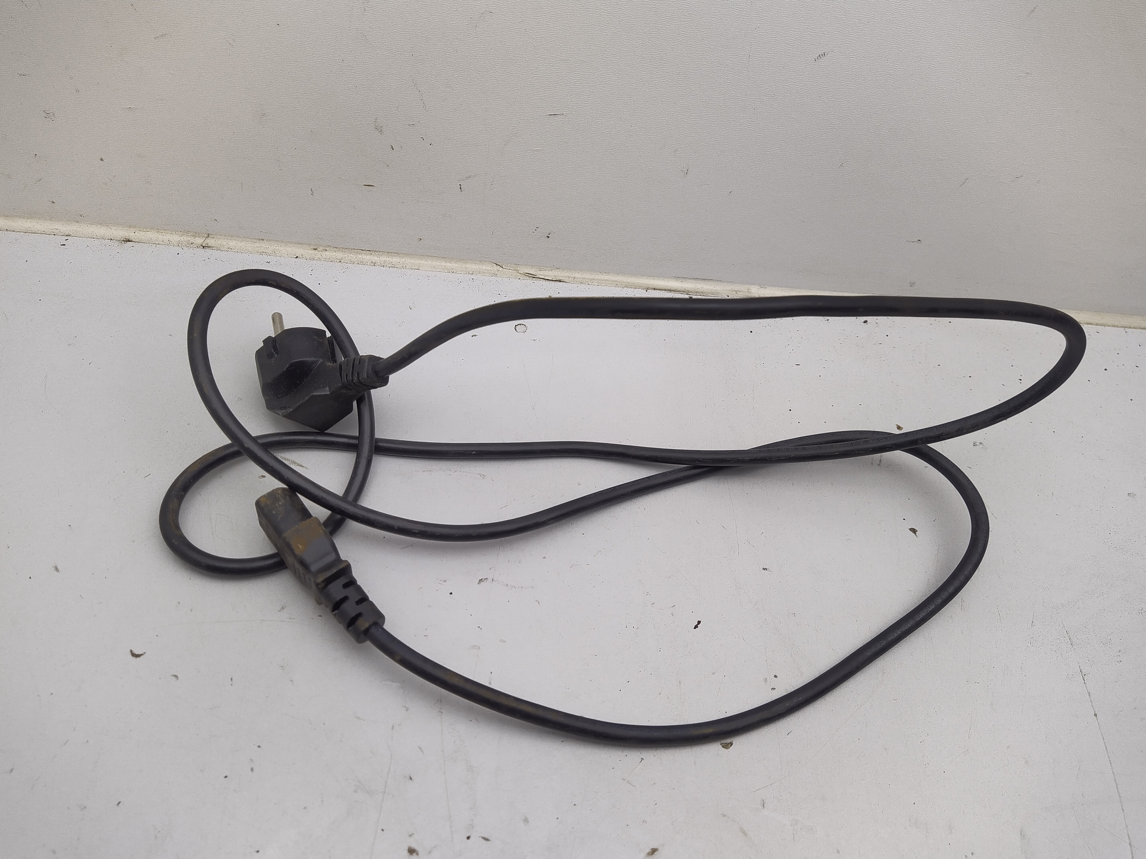 Kaltgerätekabel 230V schwarz Stromkabel