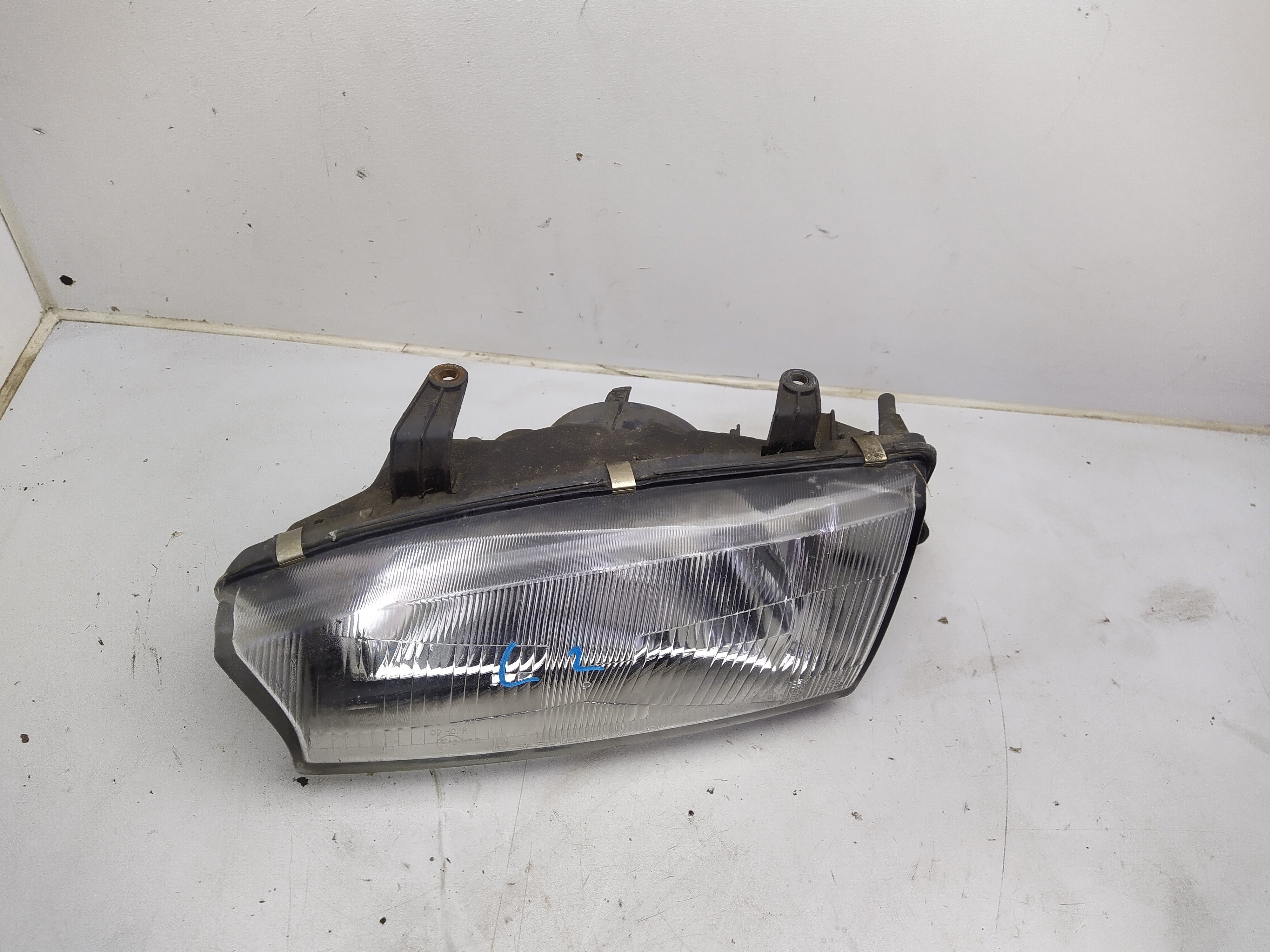 Scheinwerfer vorne links von Subaru Legacy 2 BD BG