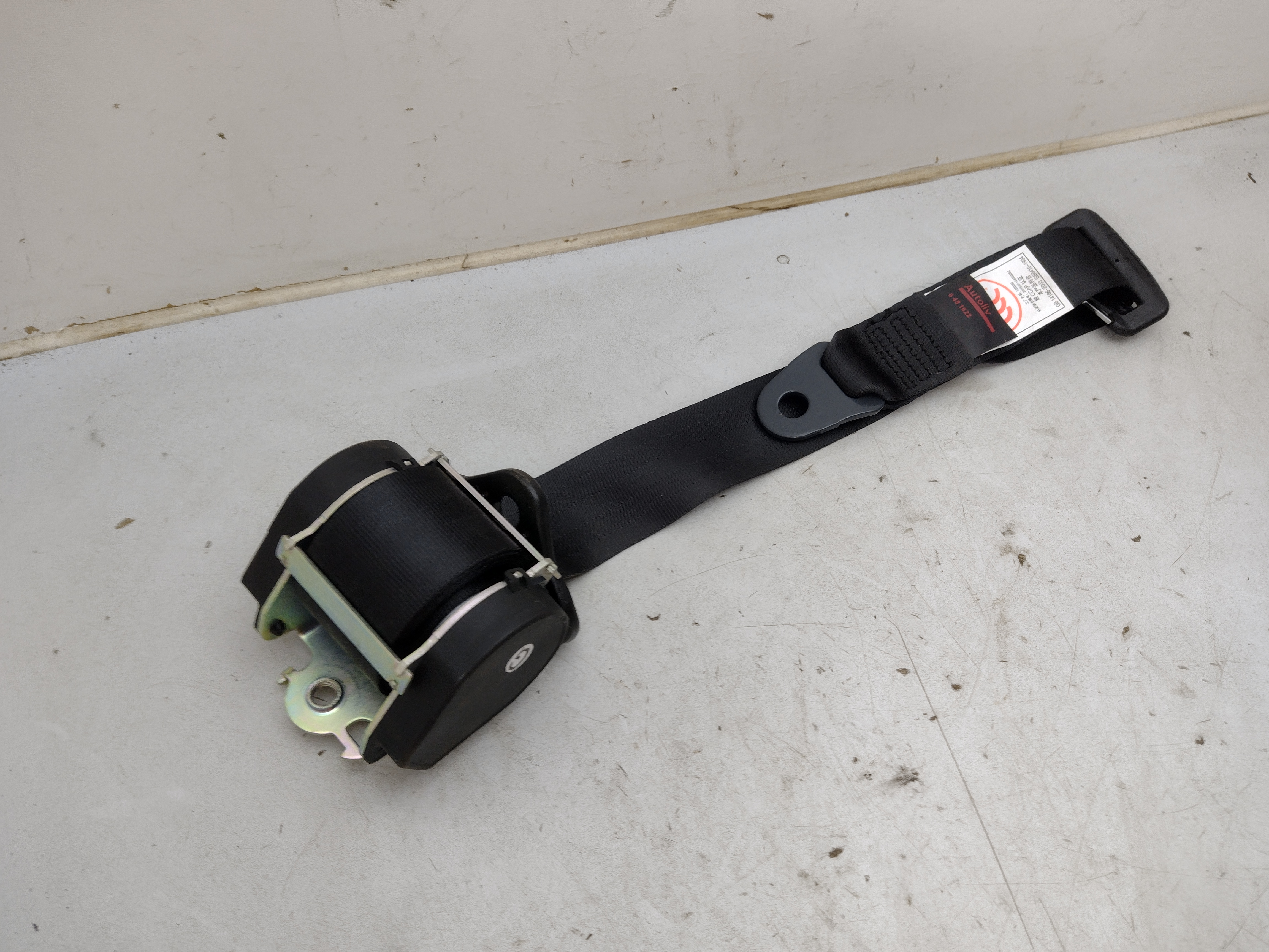 Peugeot 206 Sicherheitsgurt hinten links 8974HW NOS NEW OEM