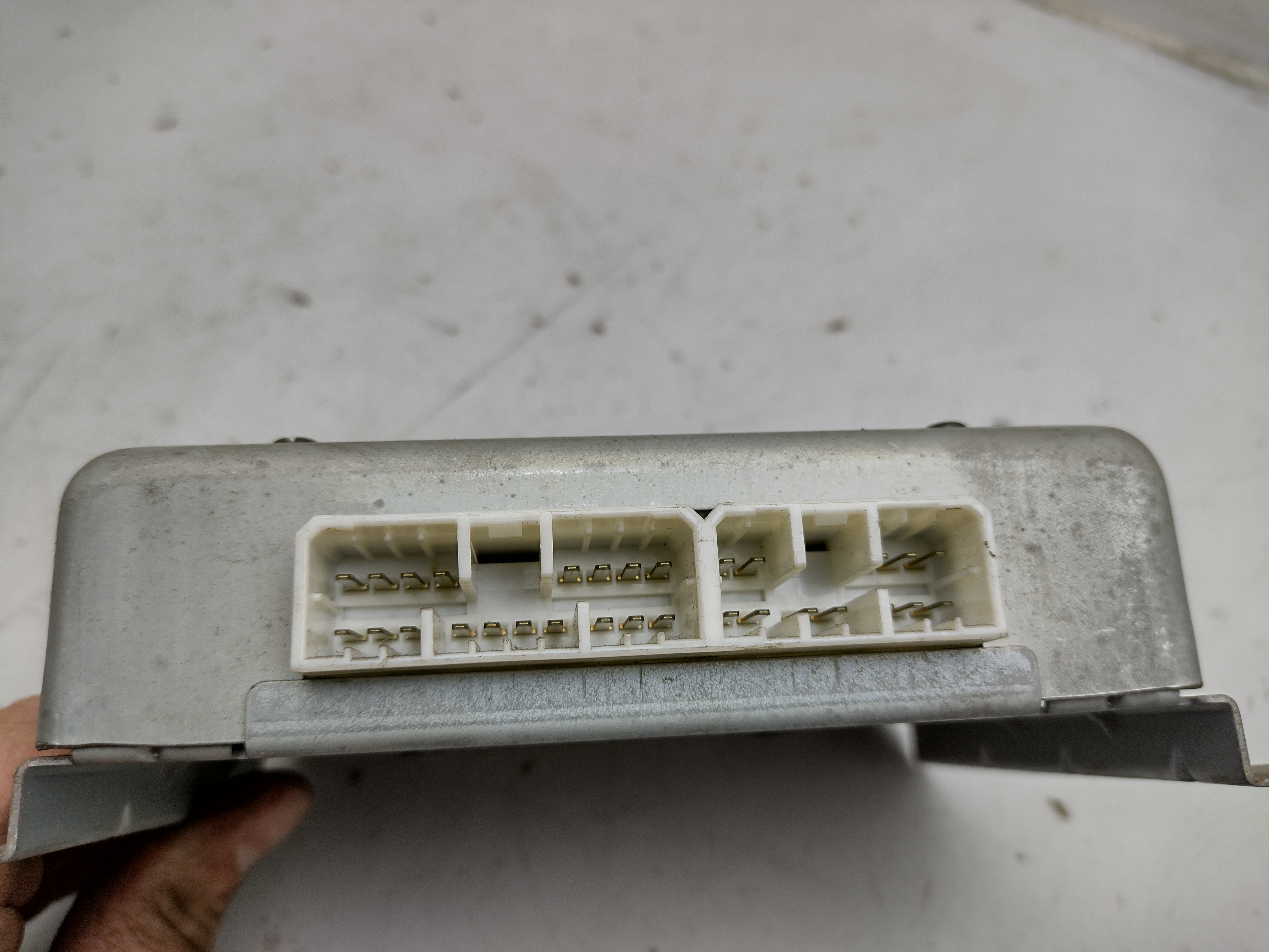 Clutch Controll ECVT Steuergerät 30522KA190 für Subaru Justy