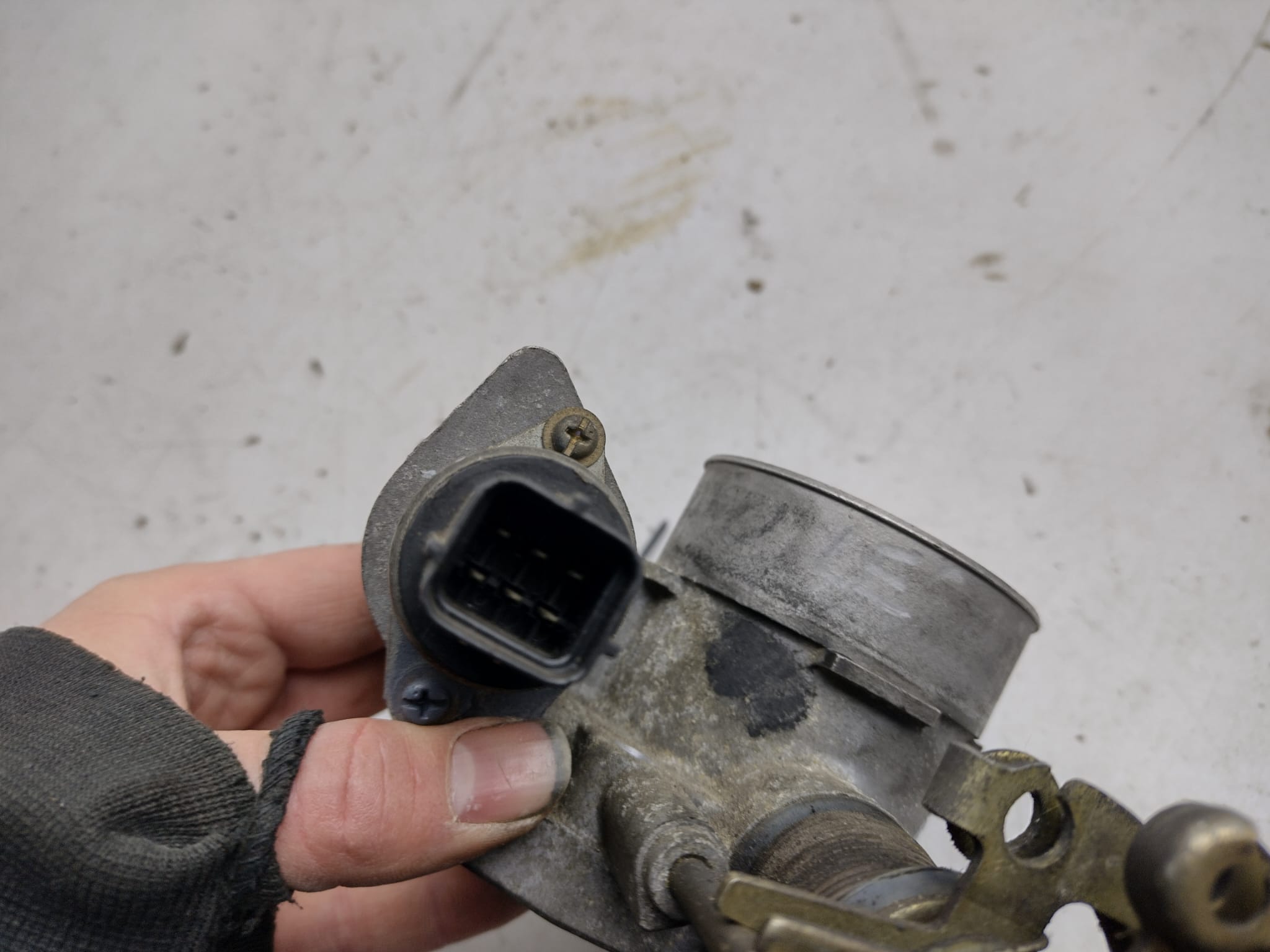 Drosselklappe mit Leerlaufregler für Subaru Legacy 3 BE BH A33-061 R02