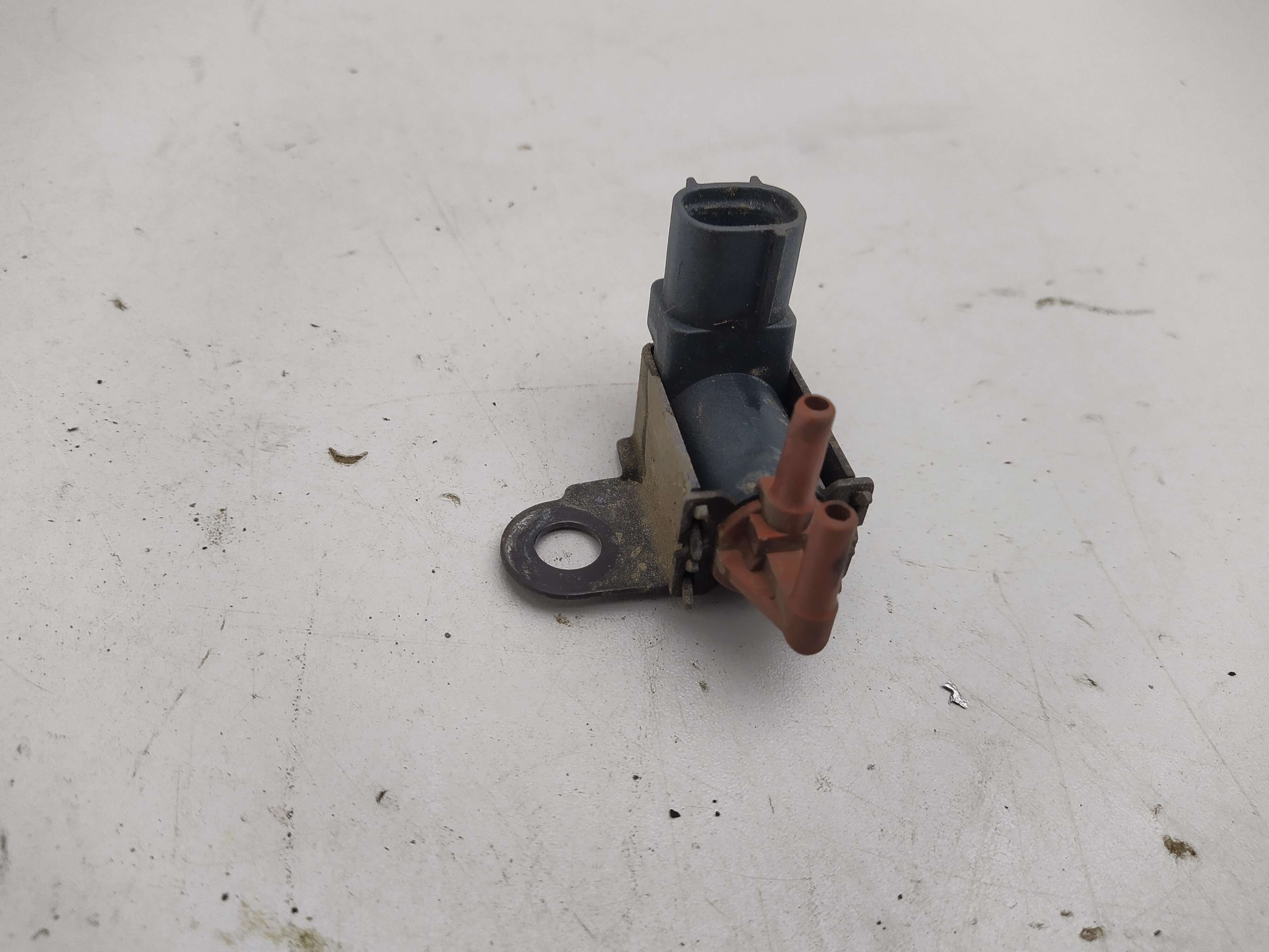 Subaru Anti Purge Ventil 1477AAA271