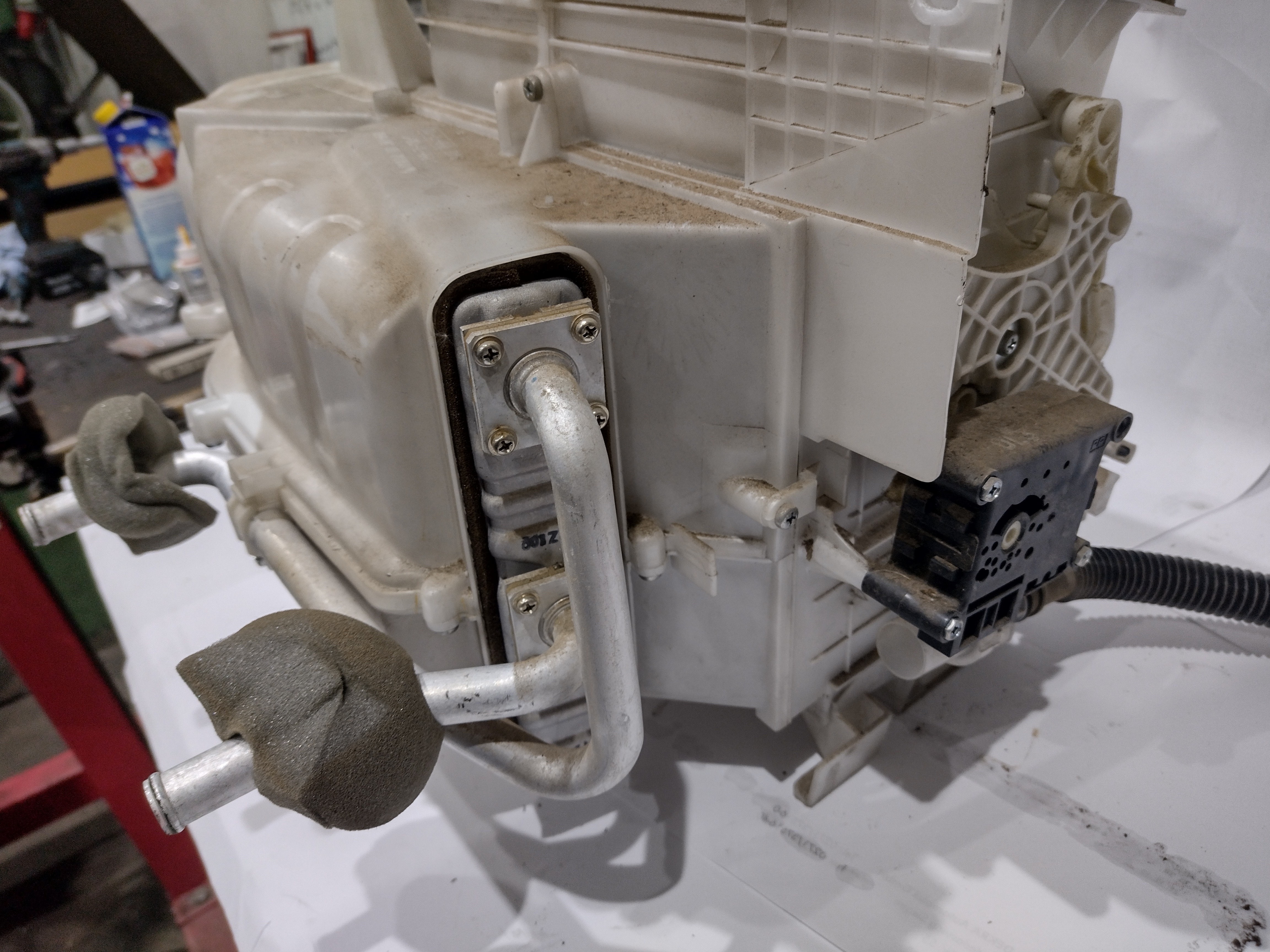 Heizung Wärmetauscher Mischer 72110AE060 für Subaru Outback H6 Legacy BE BH  210PS EZ30 MOTOR