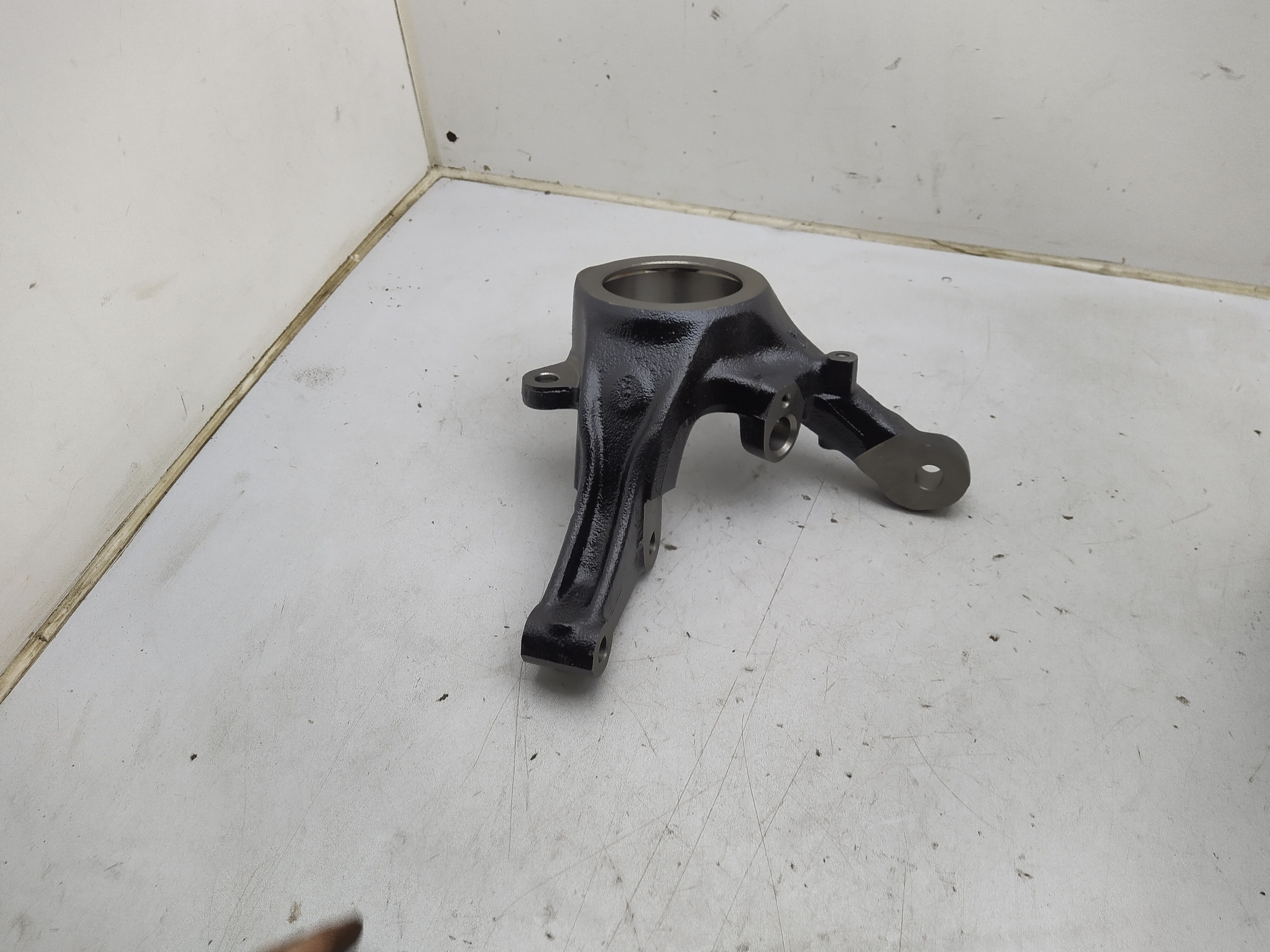 Citroen / Peugeot ACHSSCHENKEL VORNE RECHTS 364734 NEU NOS NEW