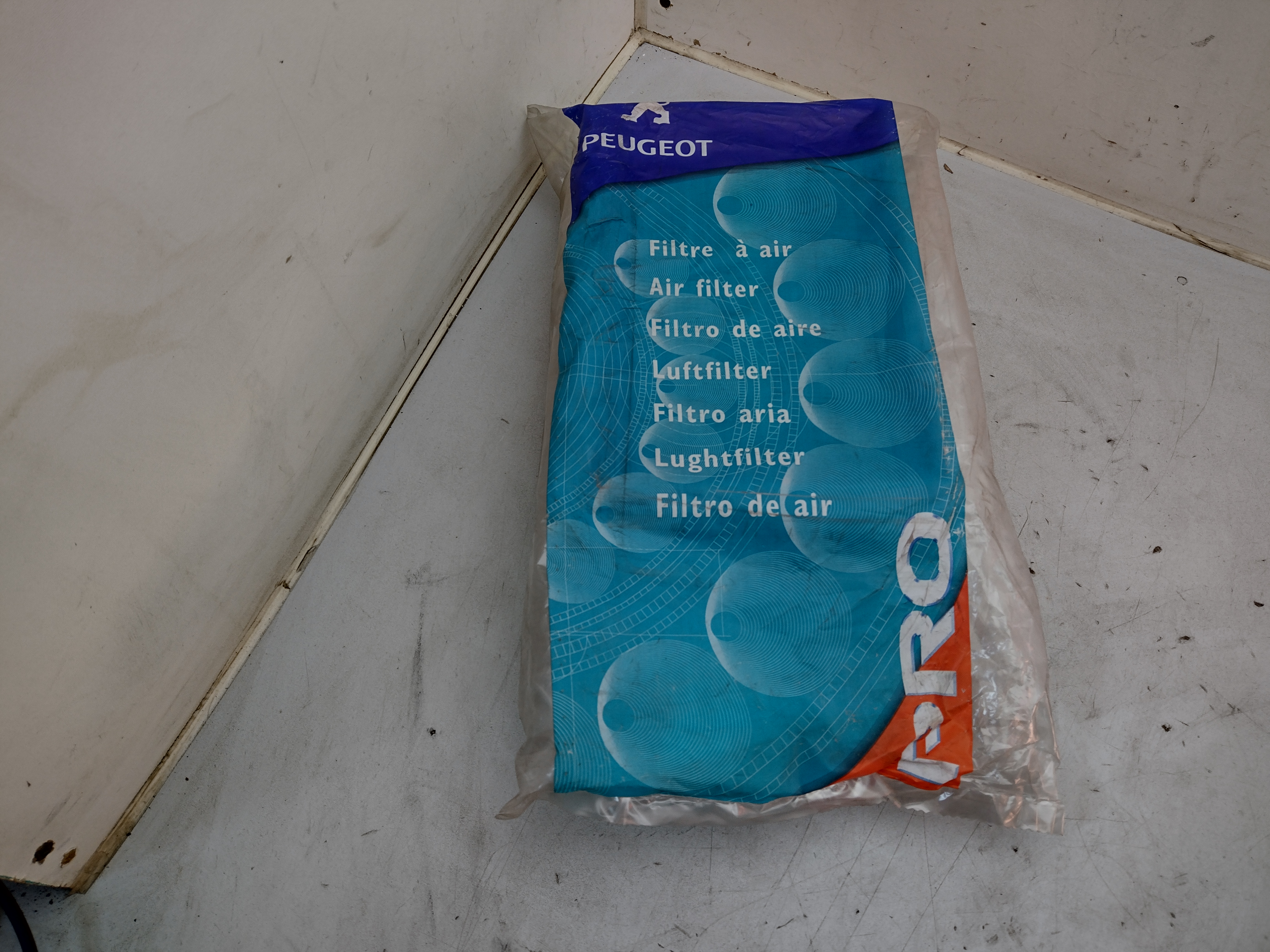 Peugeot 307 Luftfilter 1444CE NEU NOS NEW OEM
