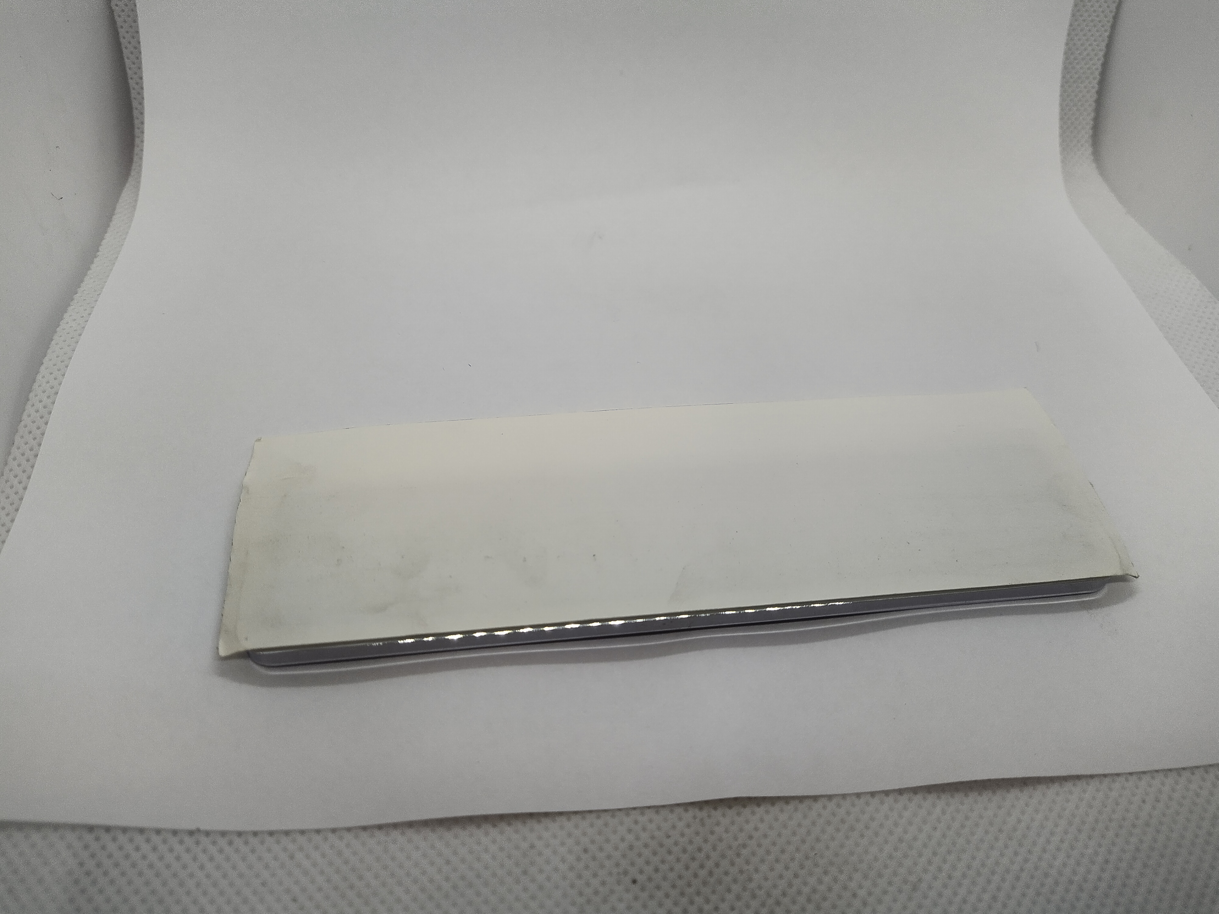 8663 VE MONOGRAMM Peugeot 106 Long Beach Logo Emblem NOS