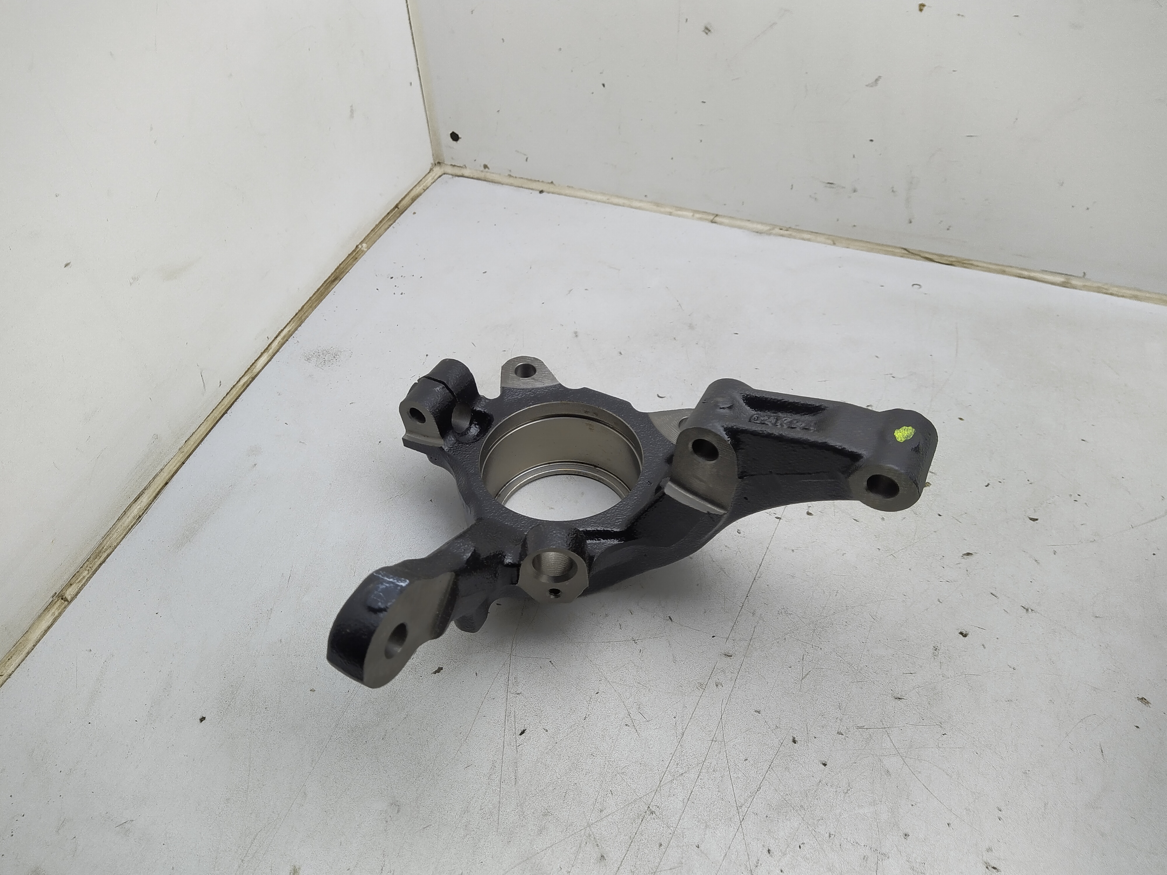 Citroen / Peugeot ACHSSCHENKEL VORNE RECHTS 364734 NEU NOS NEW