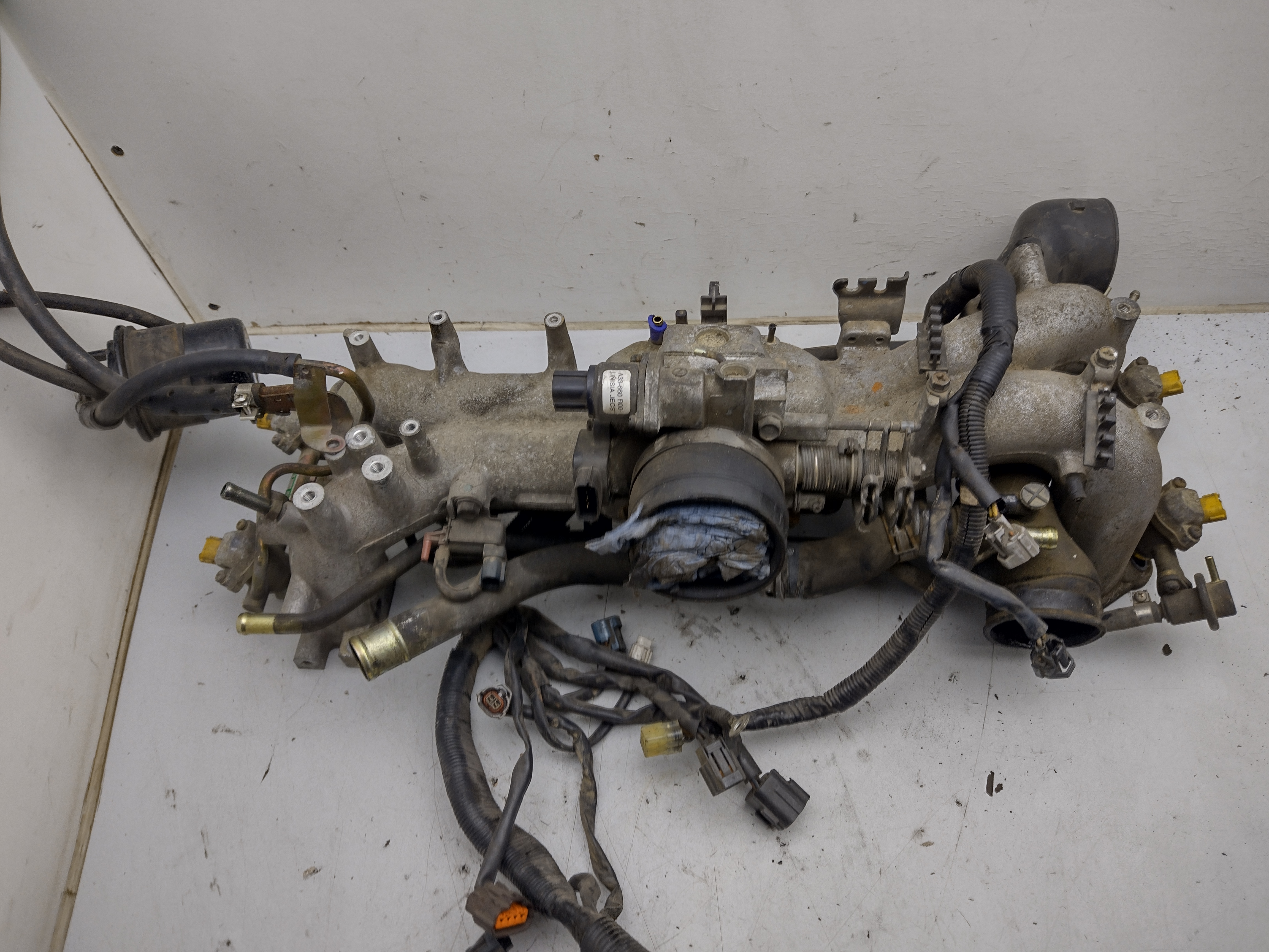 Ansaugbrücke mit Drosselklappe, Leerlaufregler LLR für Subaru Impreza GT GC8 GF8 98-00 WRX STI Turbo
