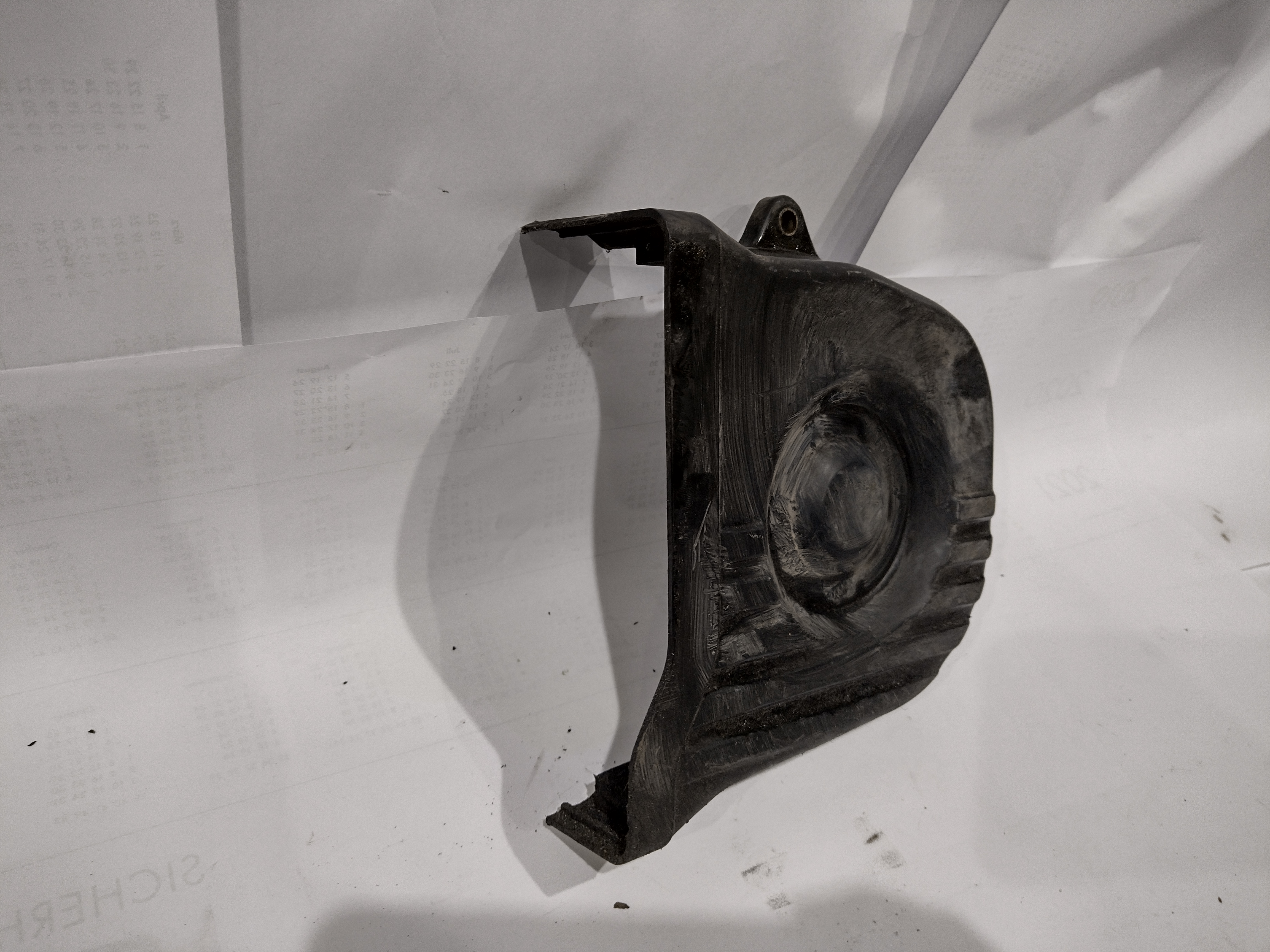 Zahnriemenabdeckung  links für Subaru 13574AA040 