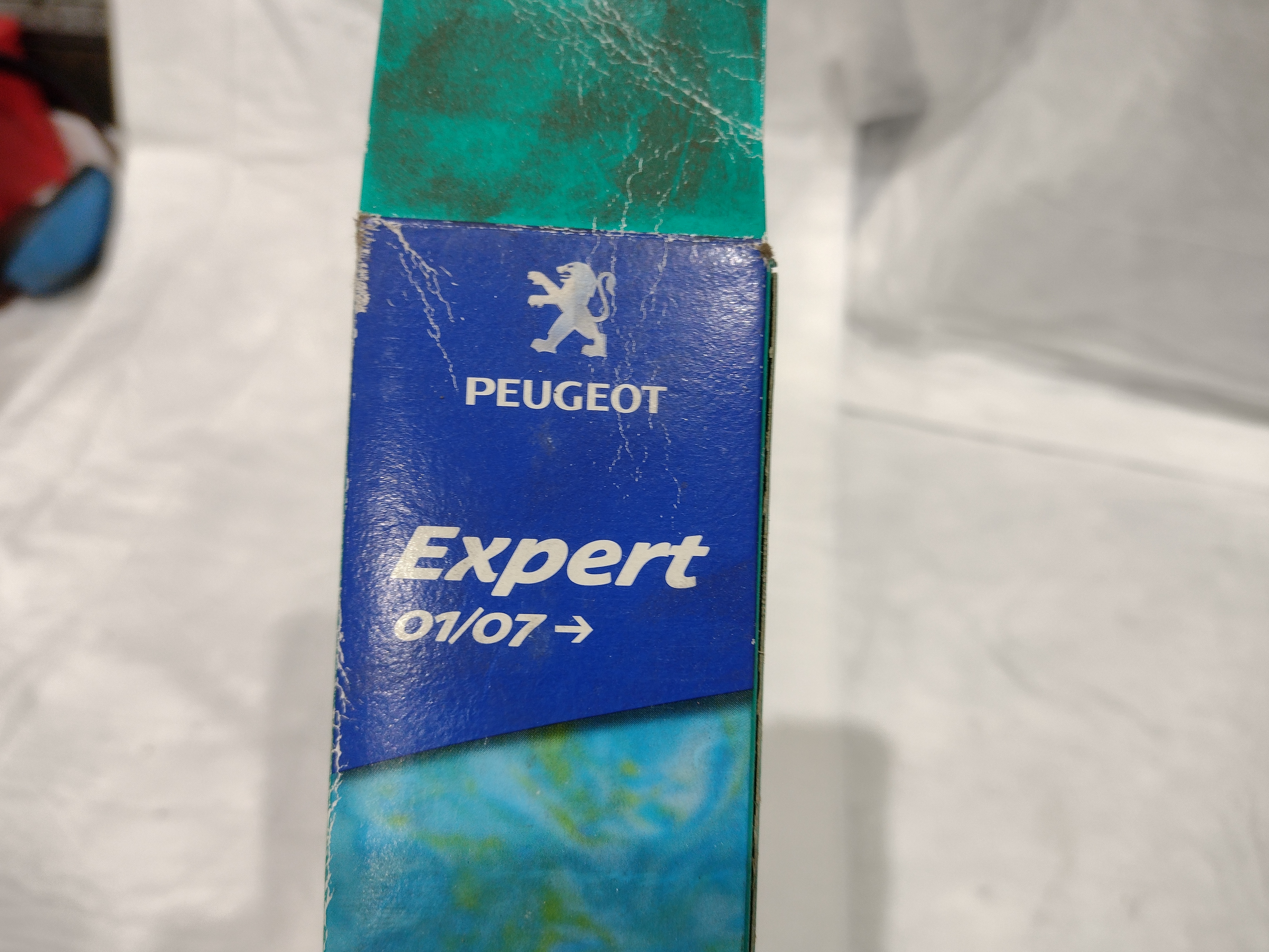 Scheibenwischer Wischerblatt für Peugeot Expert 07-> 6426WF