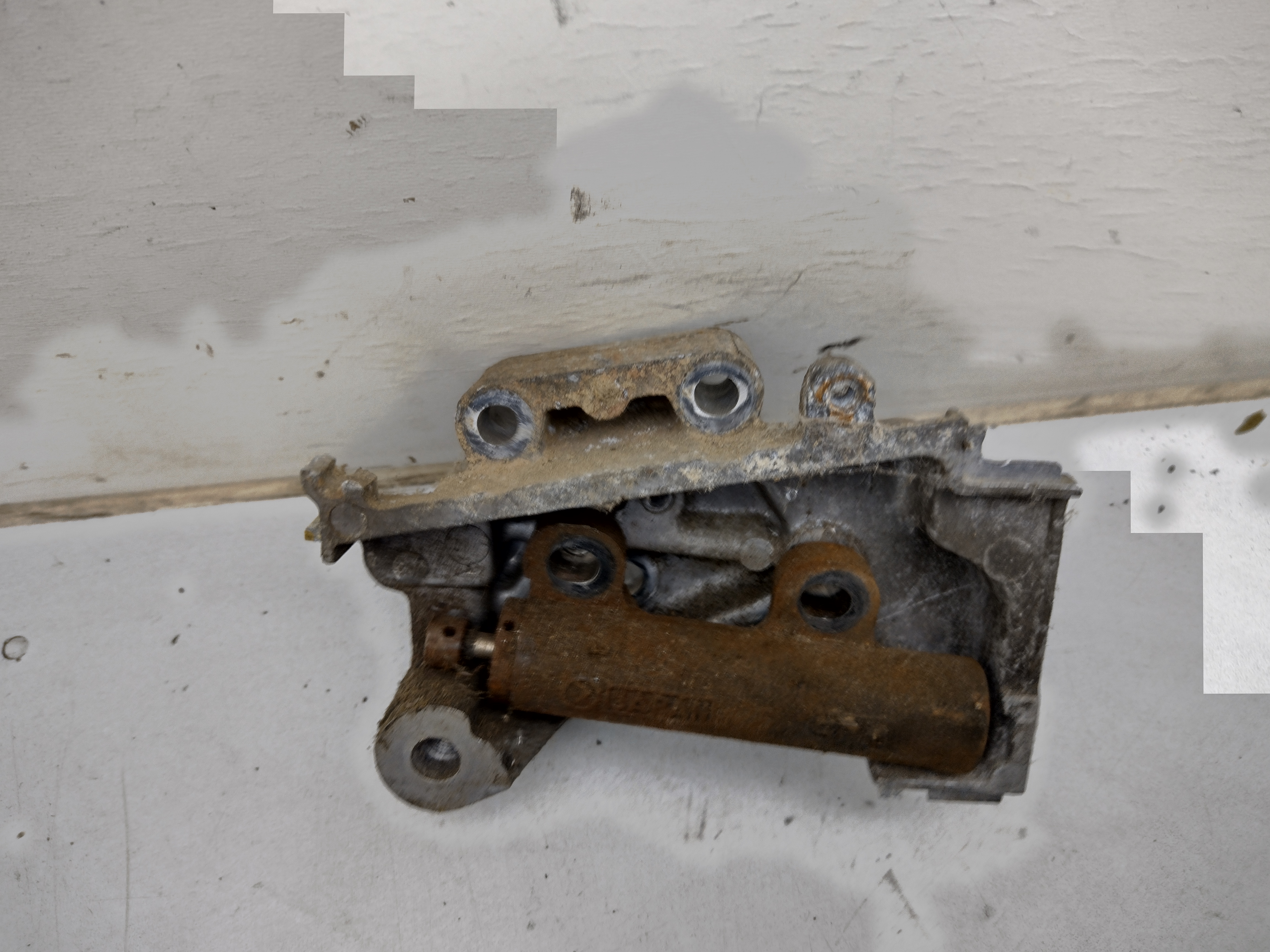 Zahnriemenspanner mit Bracket für Subaru Impreza GC GF 93-97