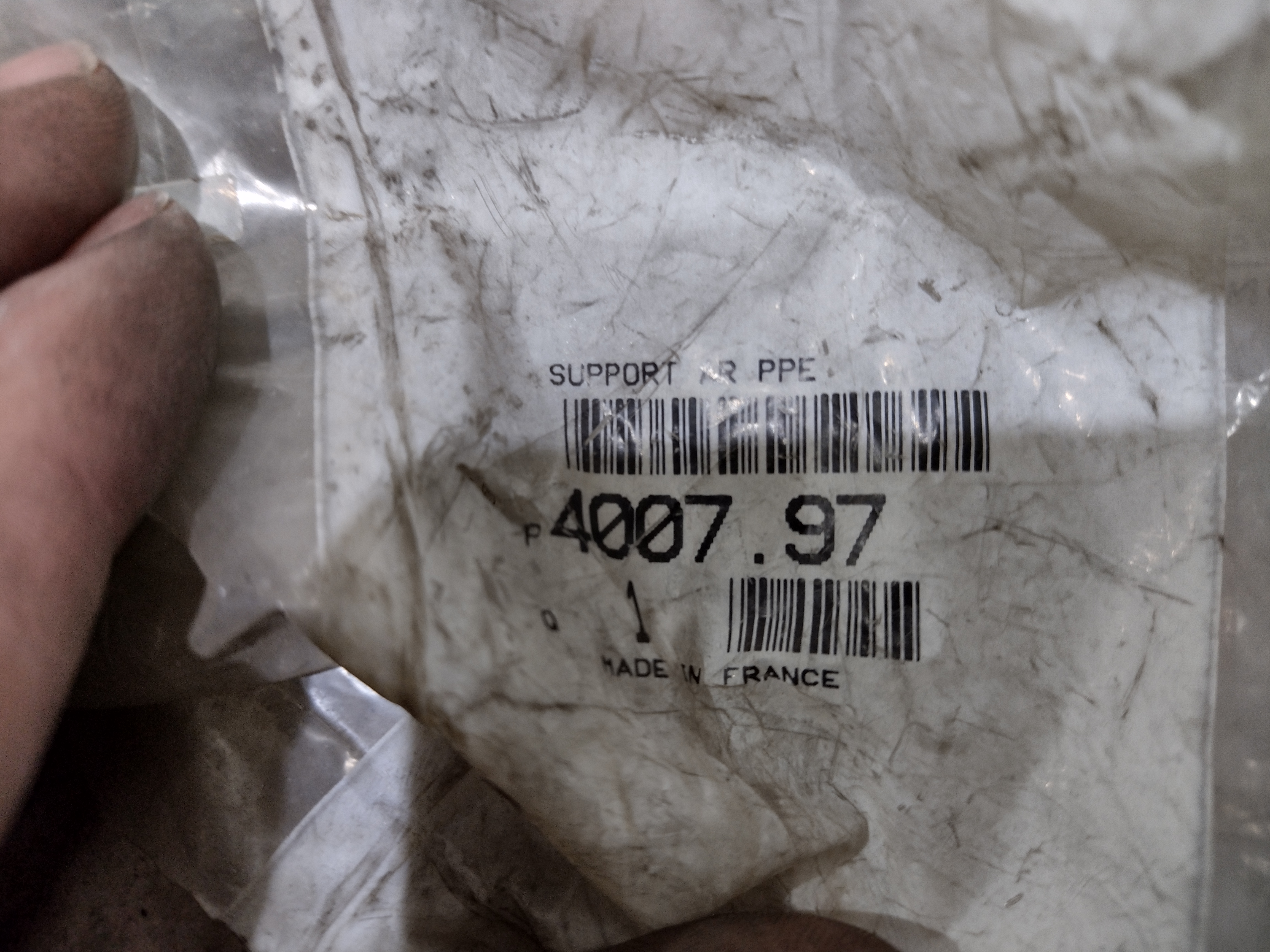 Peugeot / Citroen Halter 400797 NEU NOS NEW
