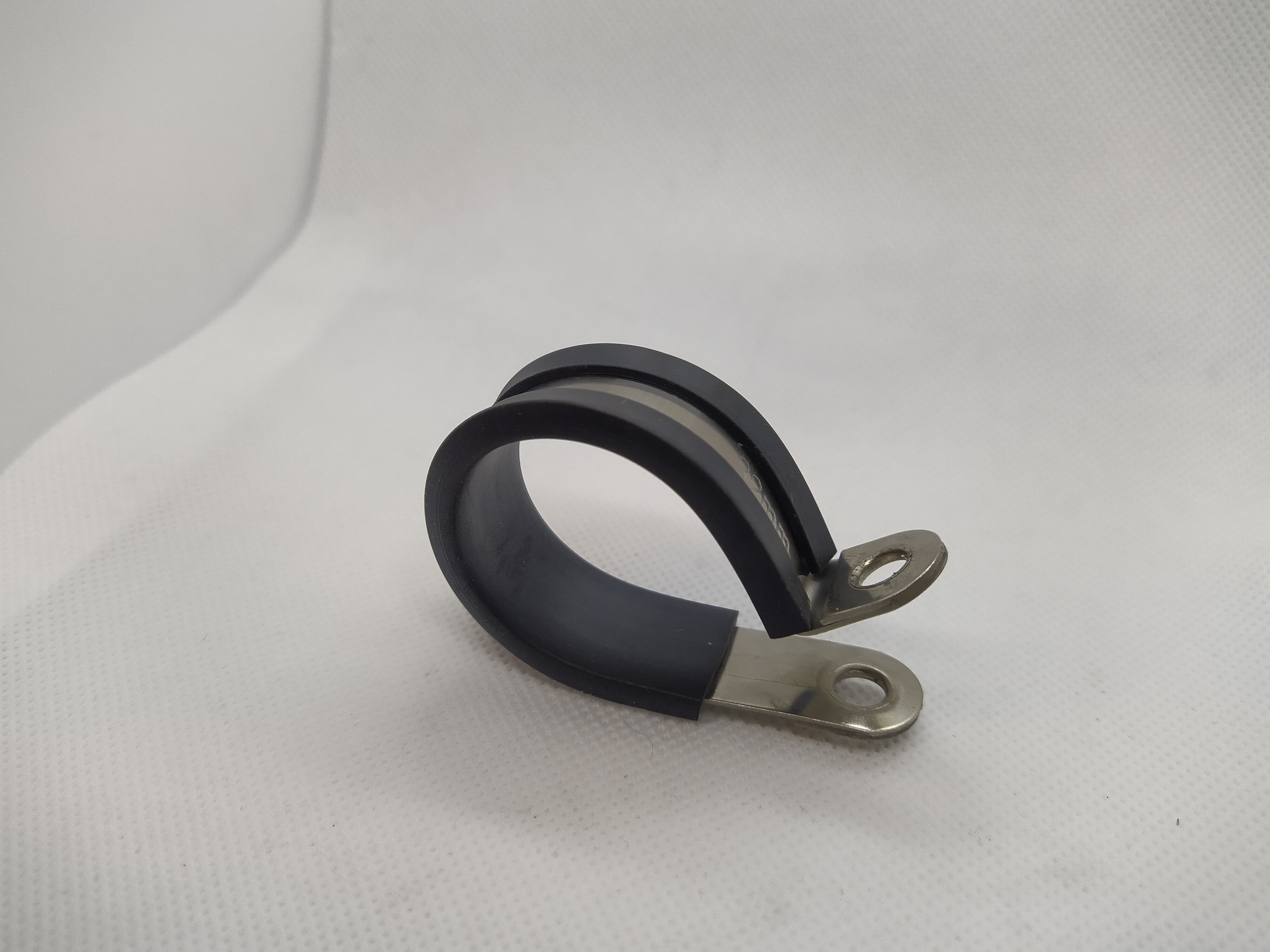 32mm gepolsterte Schlauchbefestigungsschlaufe Schlauchklemme aus Edelstahl V2A