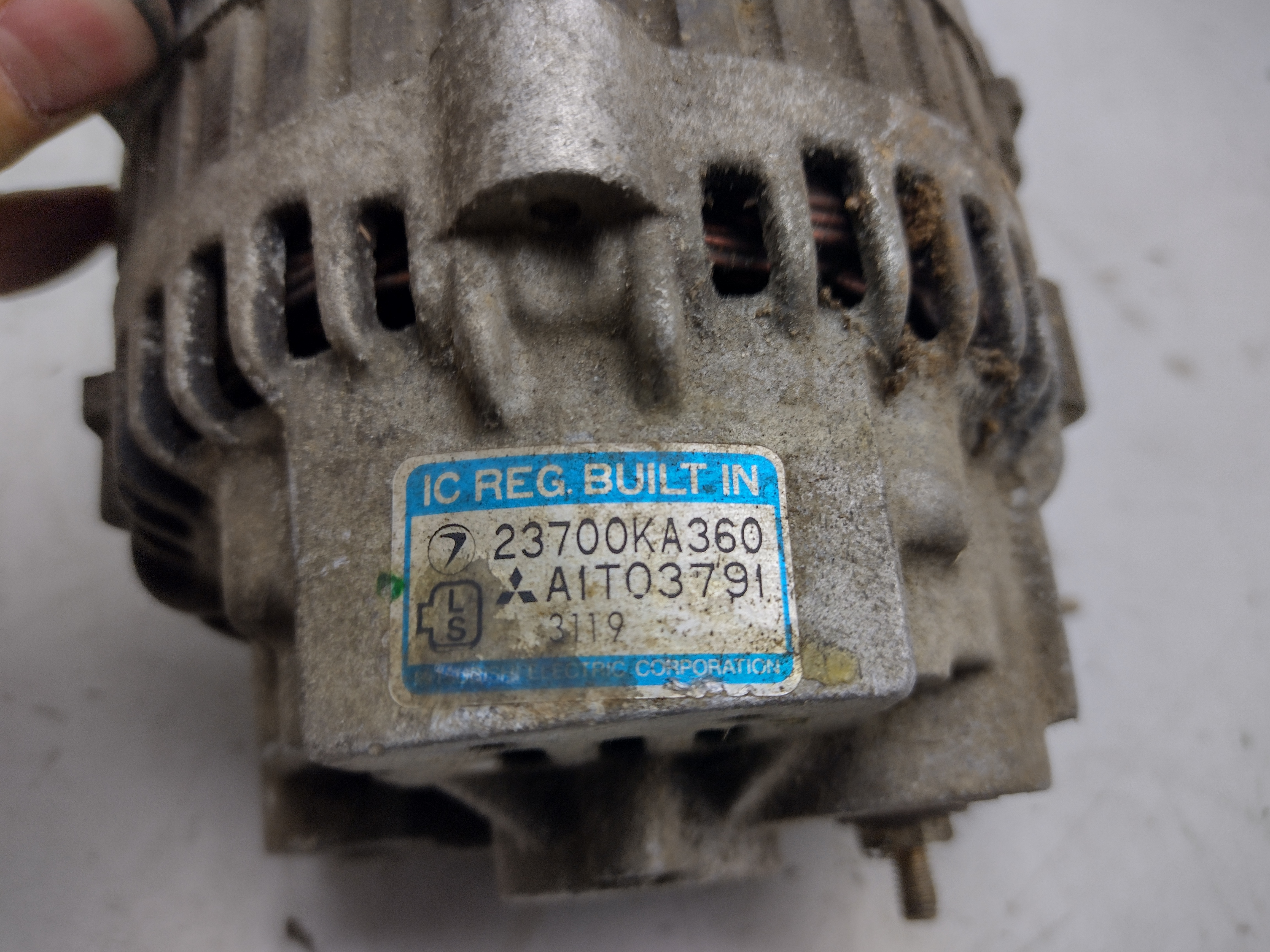 Lichtmaschine Generator 23700KA360 für SUBARU Justy I KAD