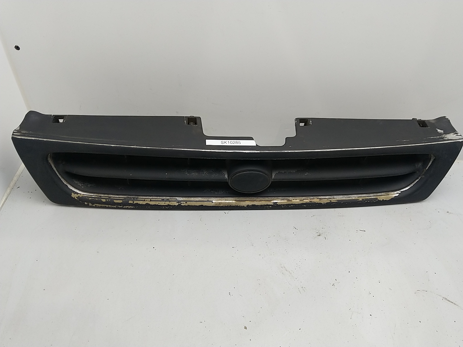 Kühlergrill Subaru Legacy 1 BC BJF