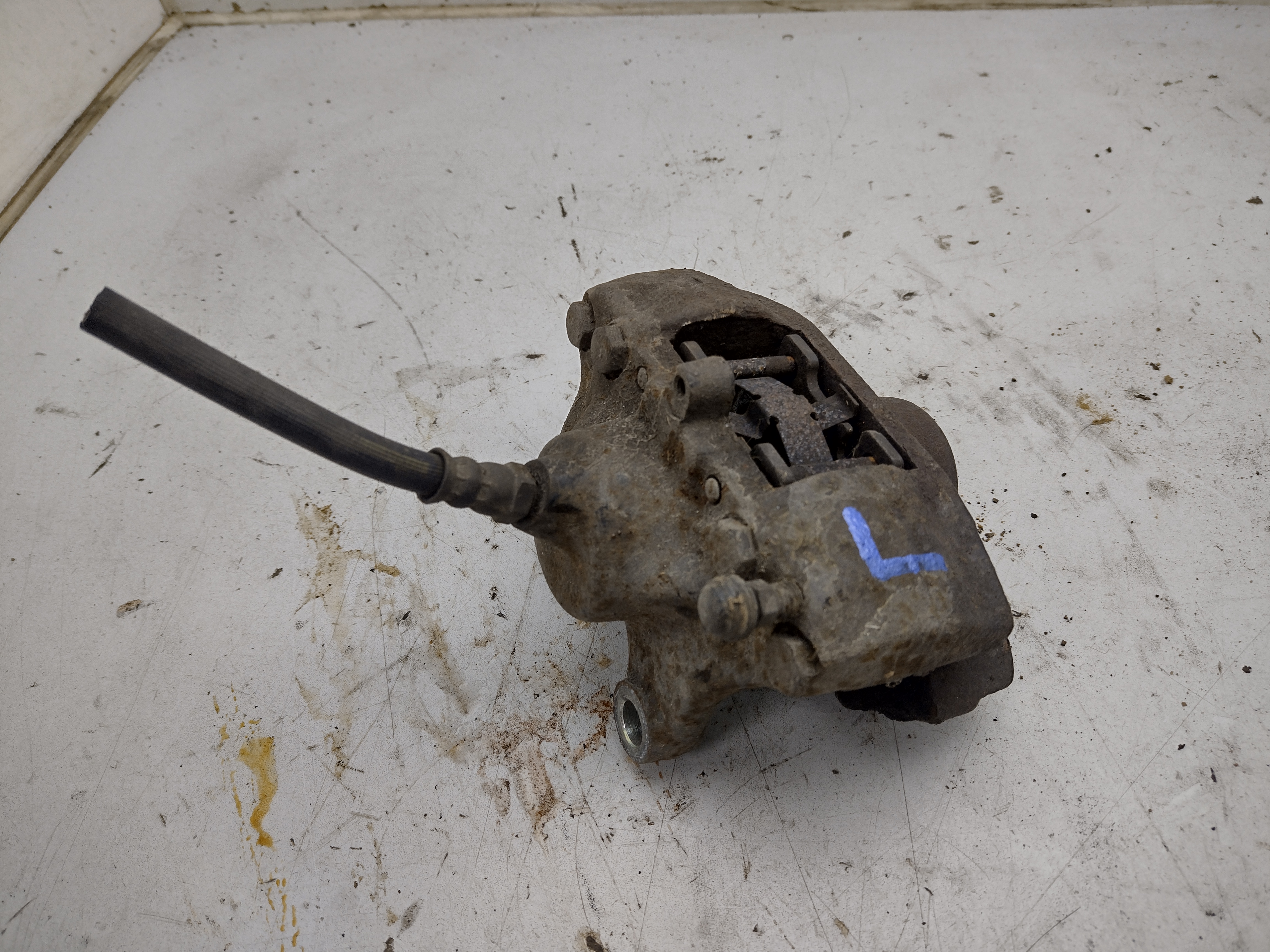 Bremssattel hinten links von S210 300TD