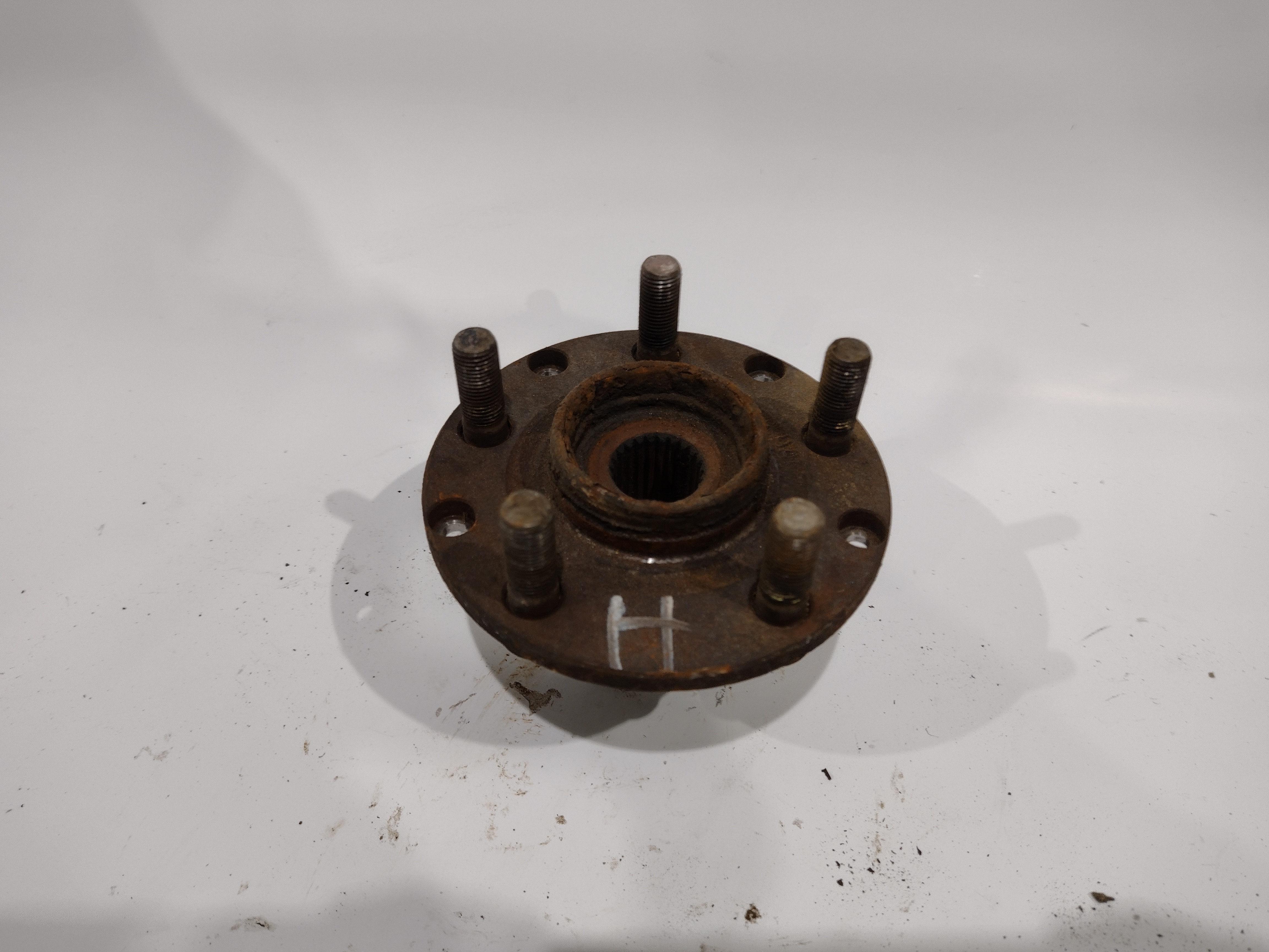 Radnabe mit Bolzen hinten für Subaru Impreza GC GF