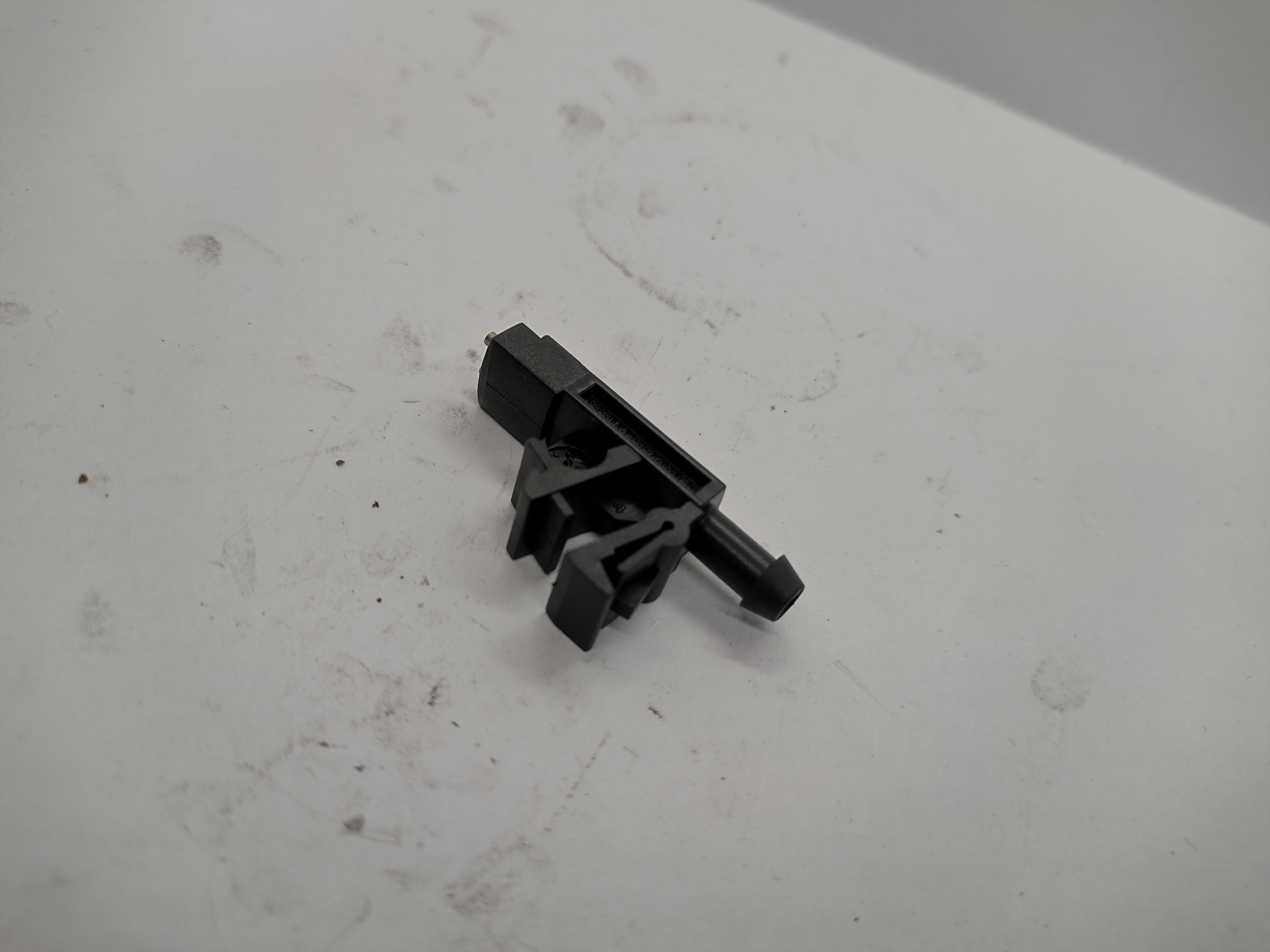 Peugeot 405 605 Scheibenwaschdüse 643889 NEU NOS NEW OEM