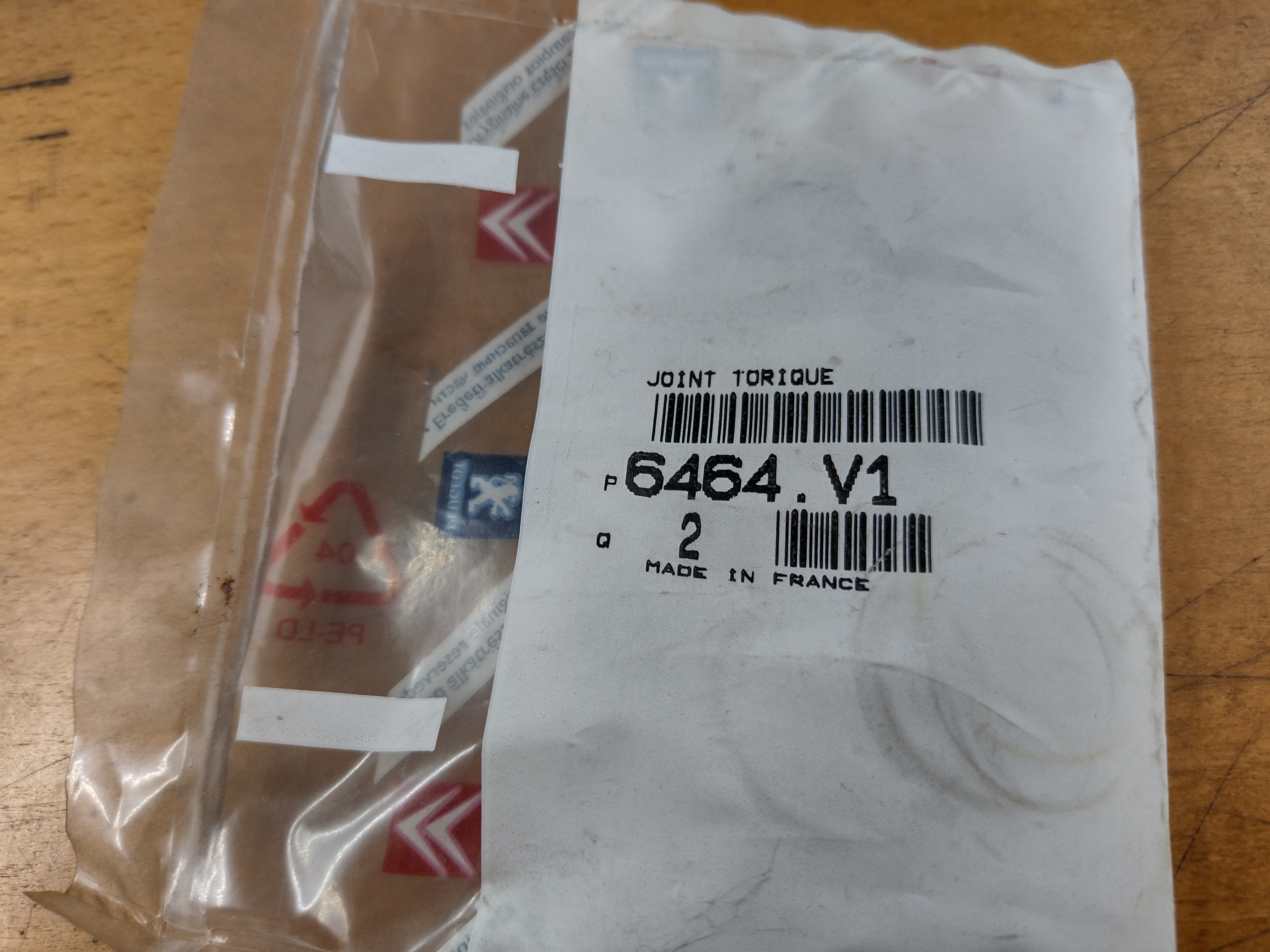 Peugeot / Citroen Dichtung, Heizungsschlauch 6464V1 NEU NOS NEW OEM