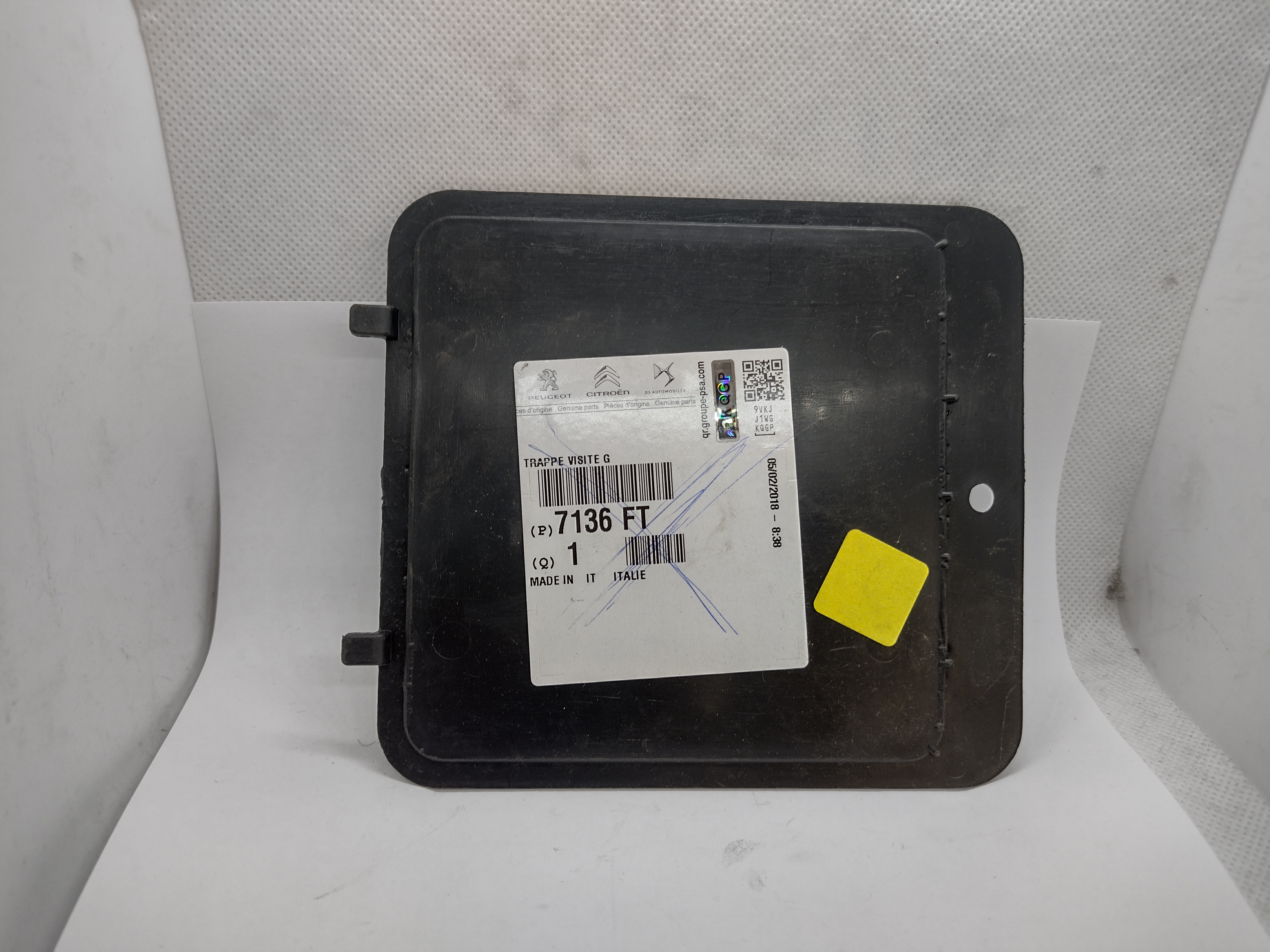 Peugeot / Citroen Montageklappe, Innenkotflügel 7136FT NEU NOS NEW OEM