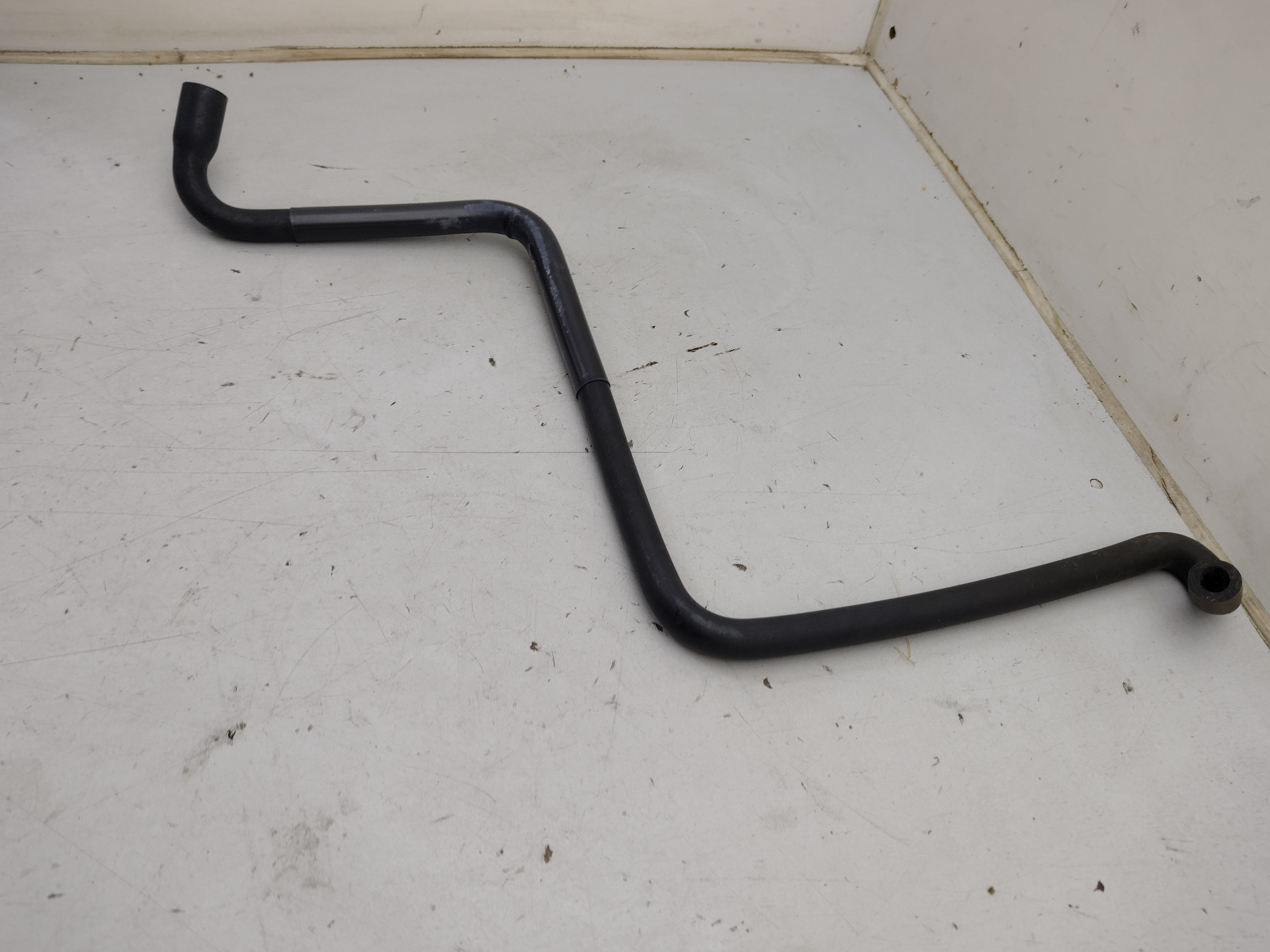 Peugeot / Citroen Schlauch, Wärmetauscher-Heizung 1307N2 NOS NEW
