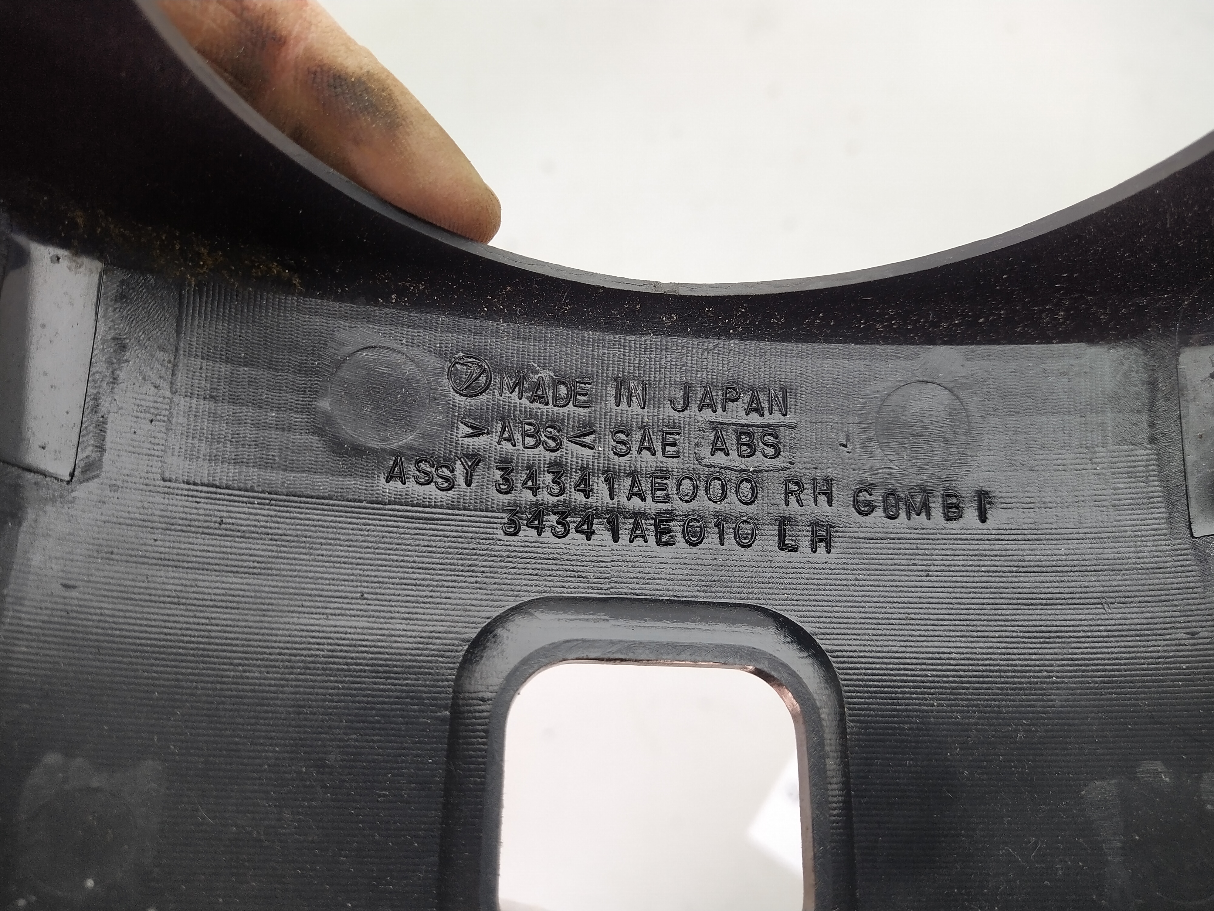 Abdeckung hinter Lenkrad Subaru Impreza GG/GD Bj.01-05 34341AE010