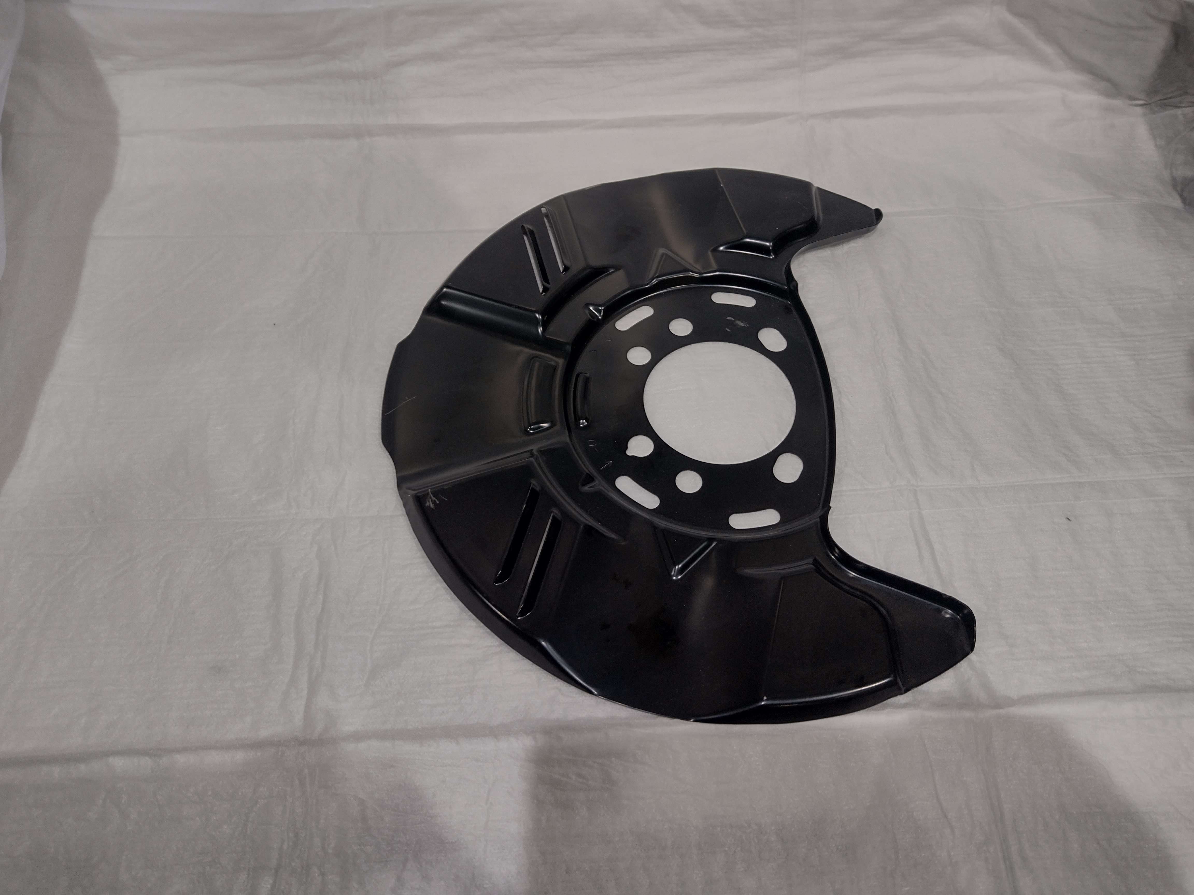 Ankerbleche vorne für Subaru Legacy / Outback BL/BP BM/BR 316mm Bremsscheibe 26290AG010