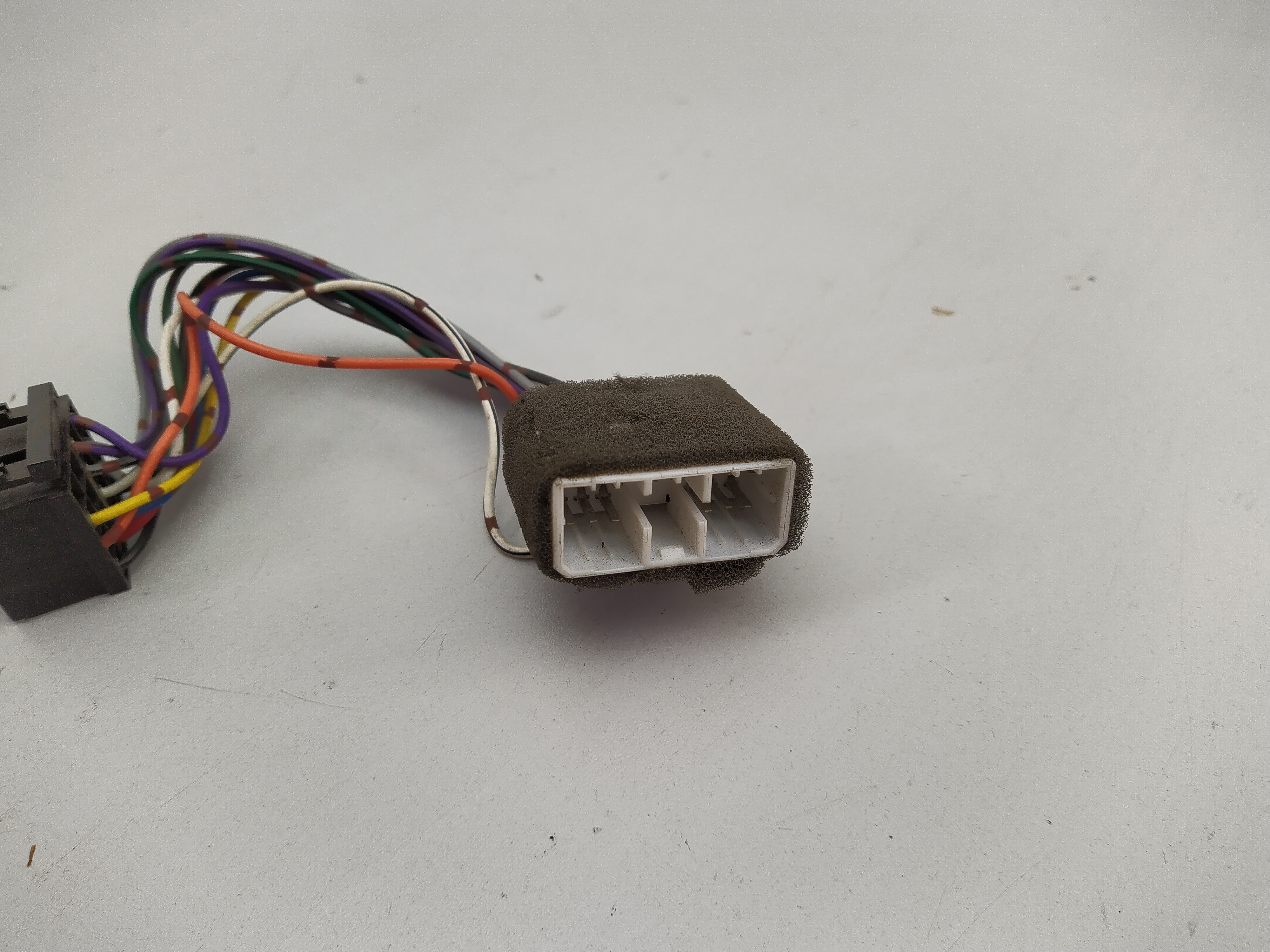 Radioadapter ISO zu Subaru