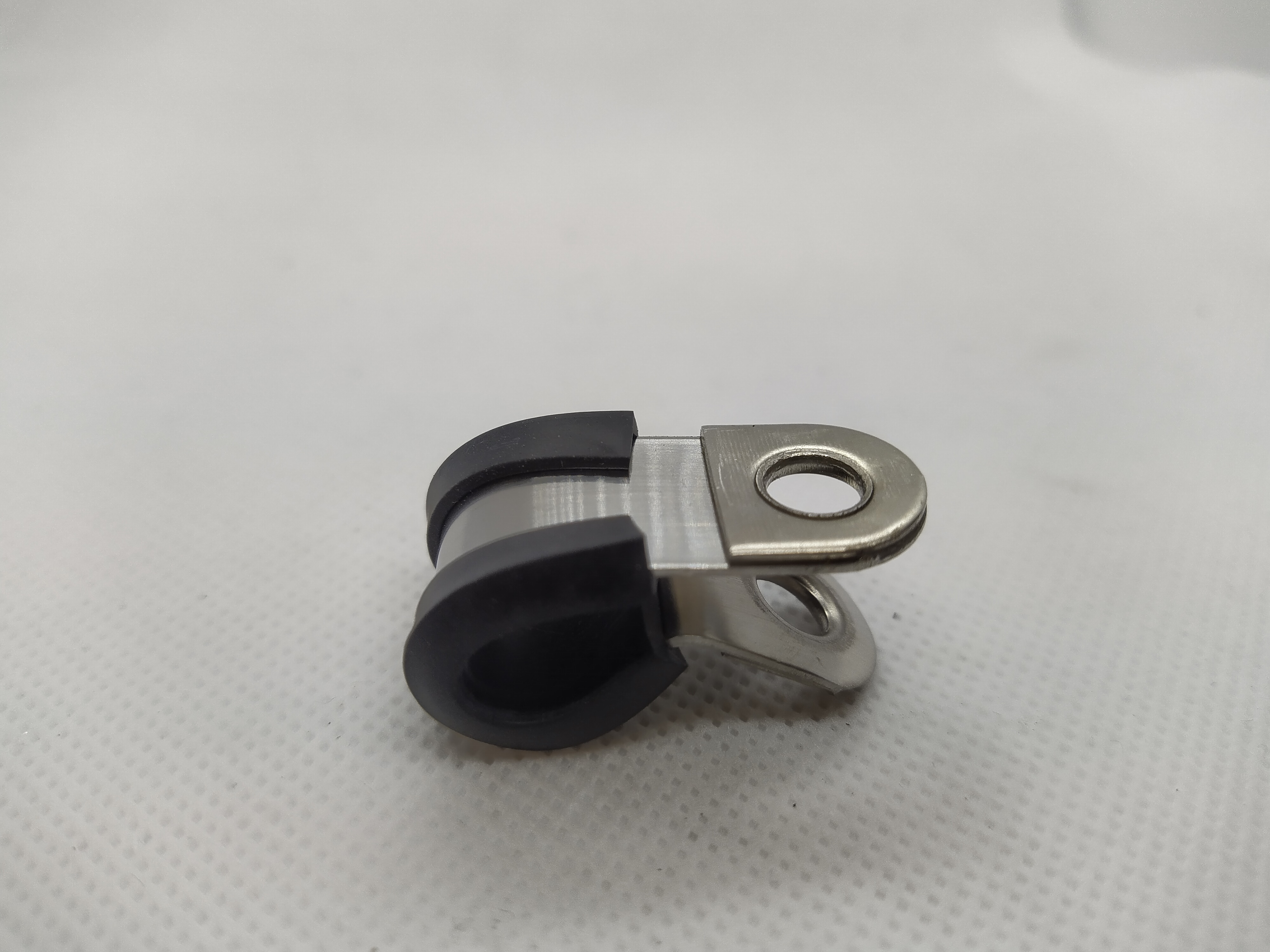 8mm gepolsterte Schlauchbefestigungsschlaufe Schlauchklemme aus Edelstahl V2A