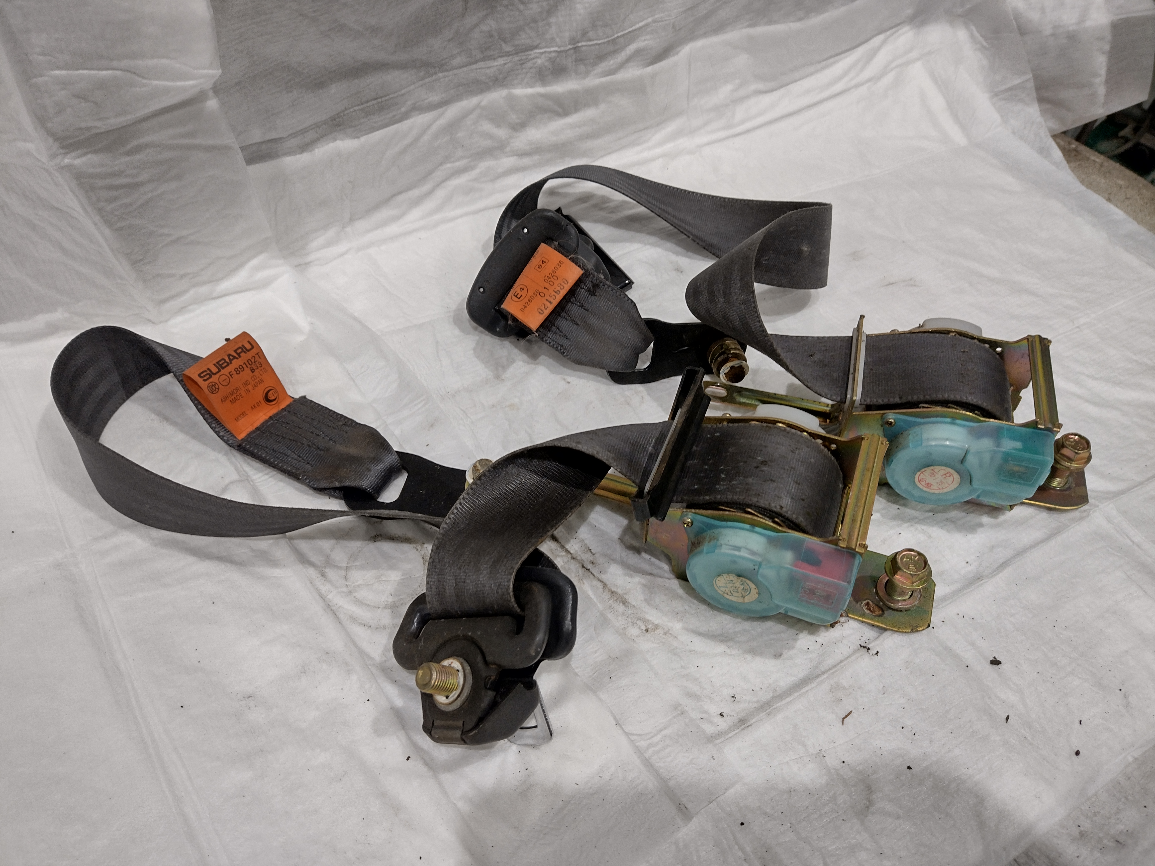 Gurte Sicherheitsgurte vorne für Subaru Impreza GT GC8 GF8 