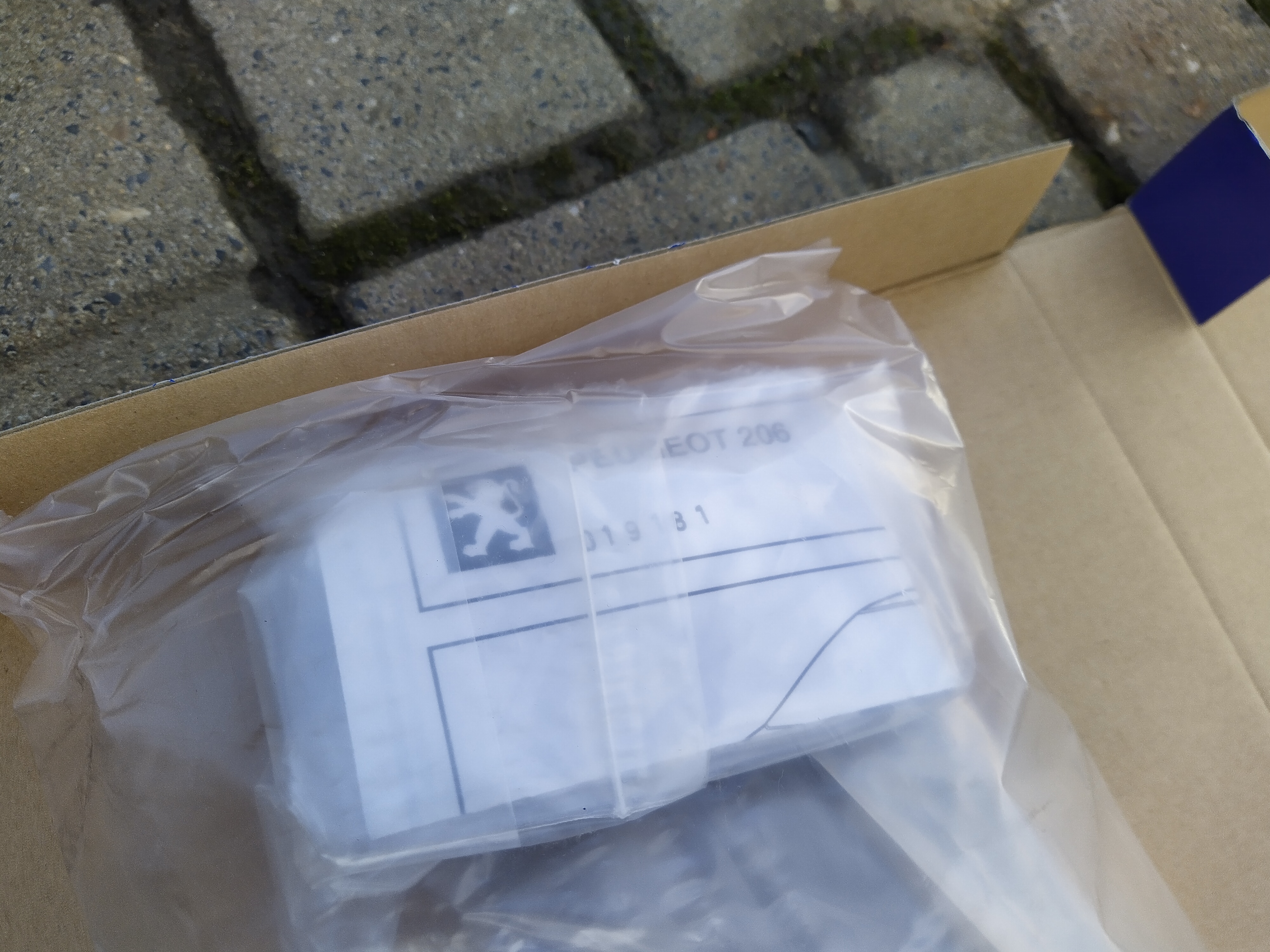 Original Design Peugeot 206 Windabweiser 9621F2 NEU NOS NEW RAR SELTEN 