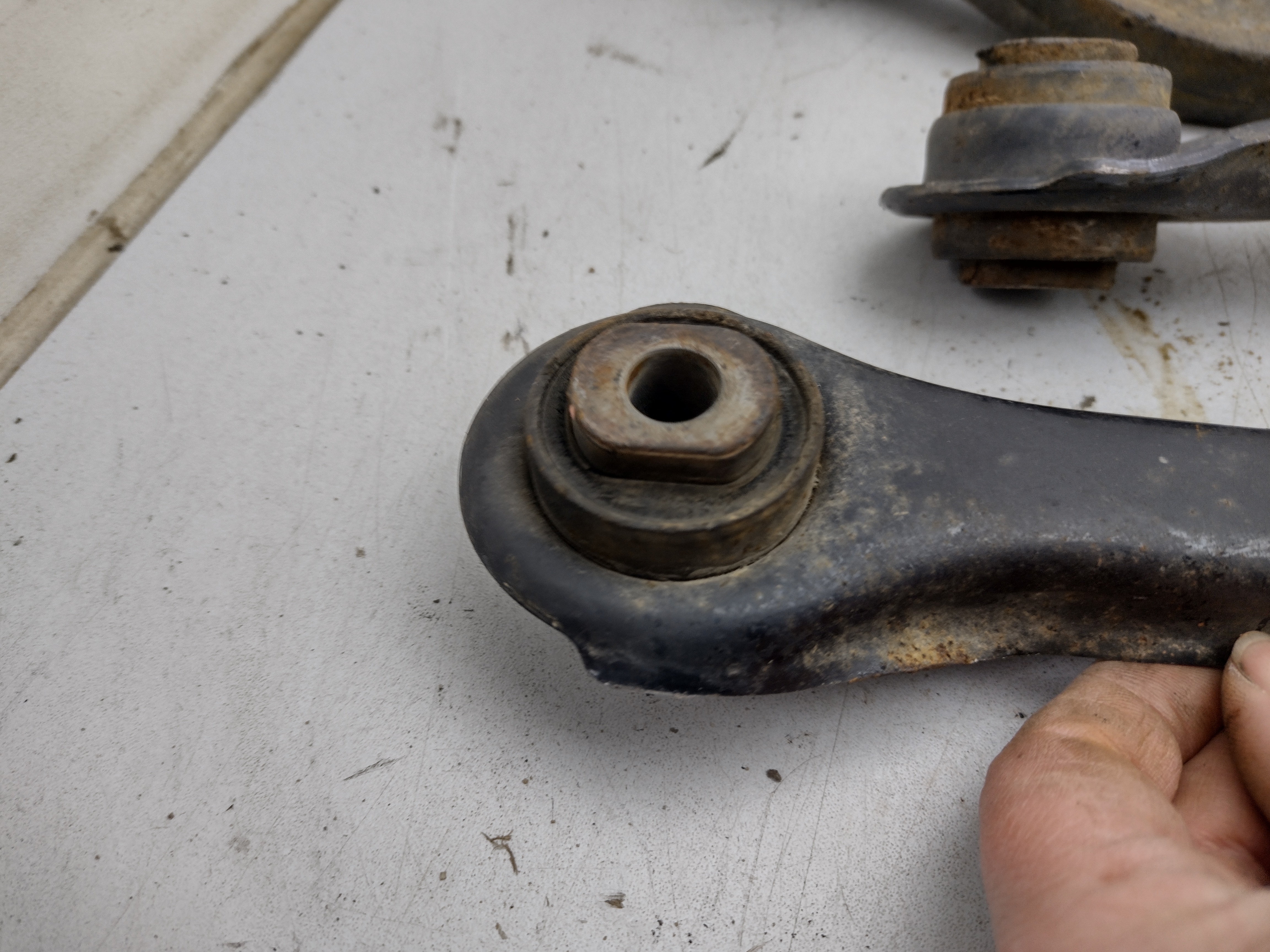 Satz Lenker Hinterachse für Subaru Legacy 3 Outback BE BH 98-01
