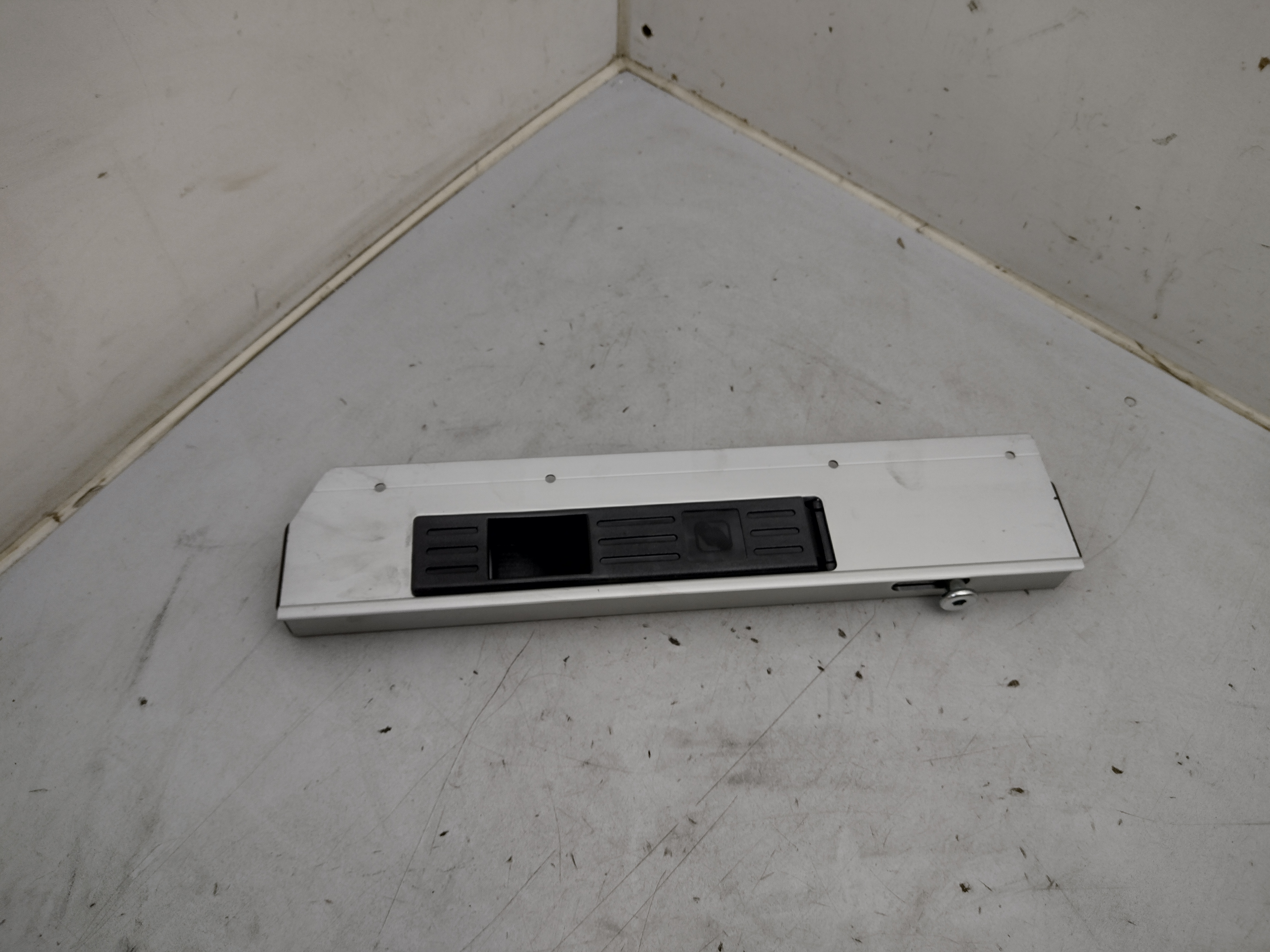 Peugeot / Citroen / FIAT Scharnier Verschluss vorne rechts / hinten links 7220G9 NEU NOS NEW OEM 