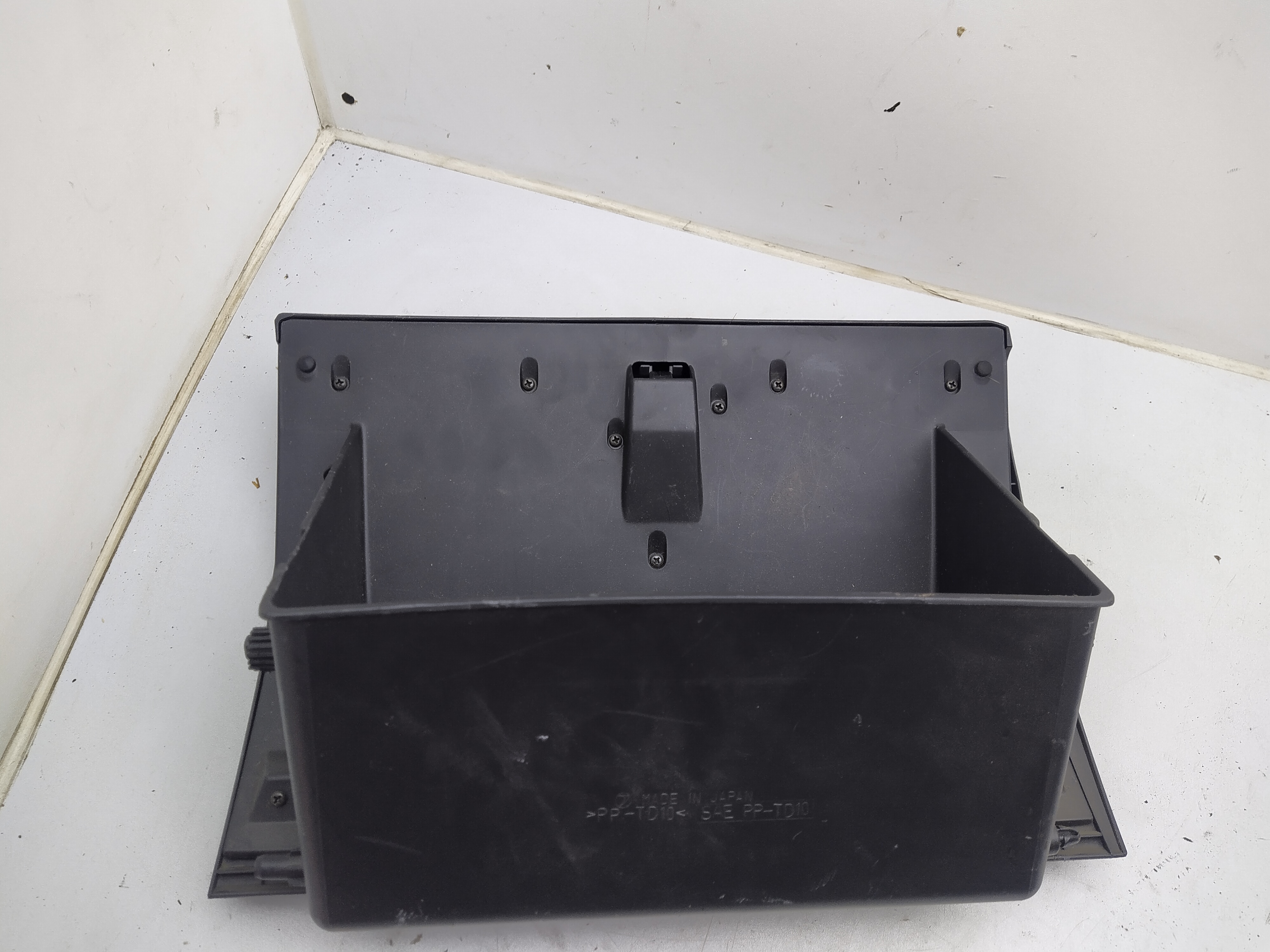 Handschuhfach von Subaru Impreza  GD GG 2003