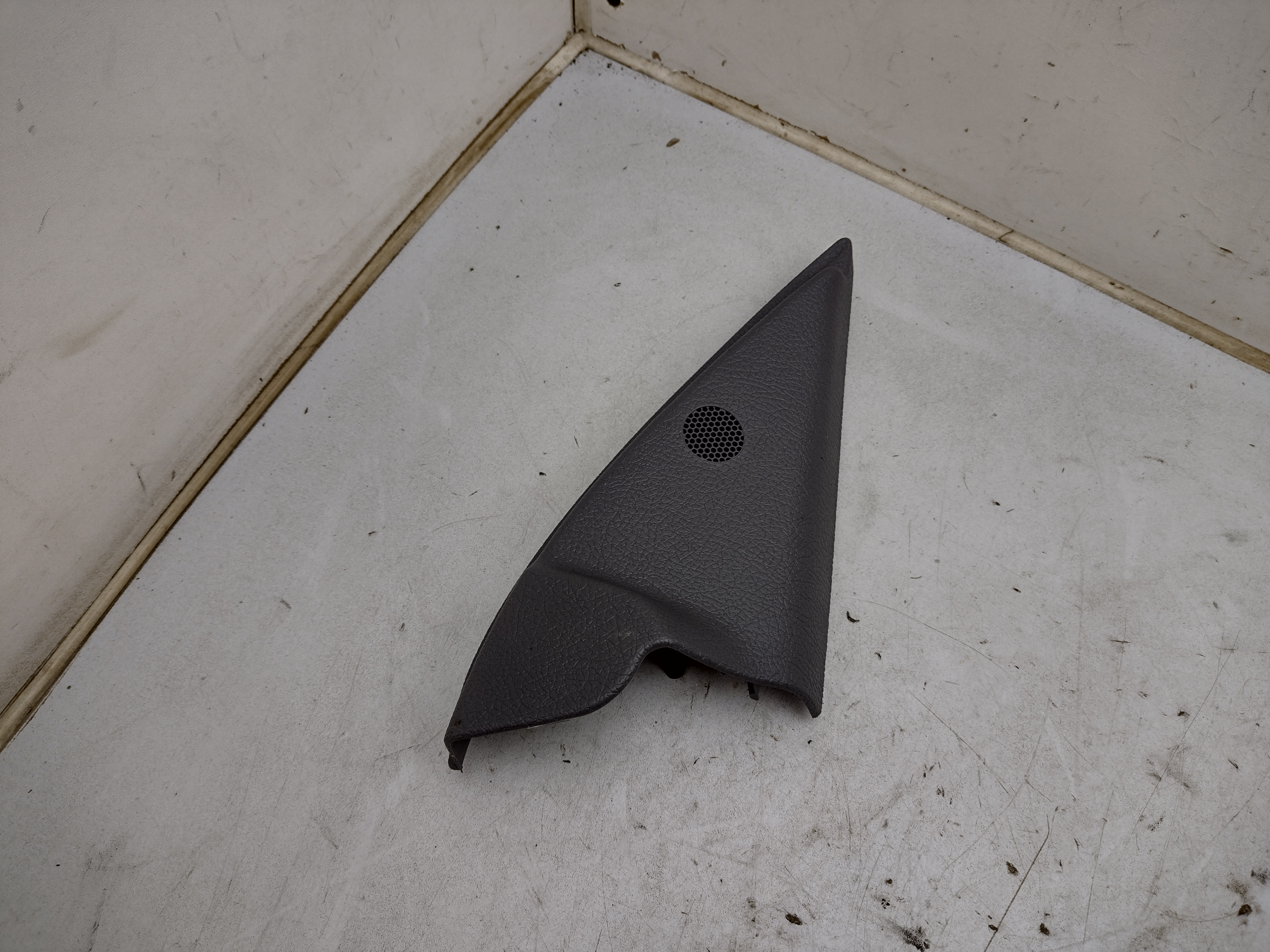 Peugeot / Citroen Seiten Verkleidung Abdeckung 9015K0 NOS NEW OEM