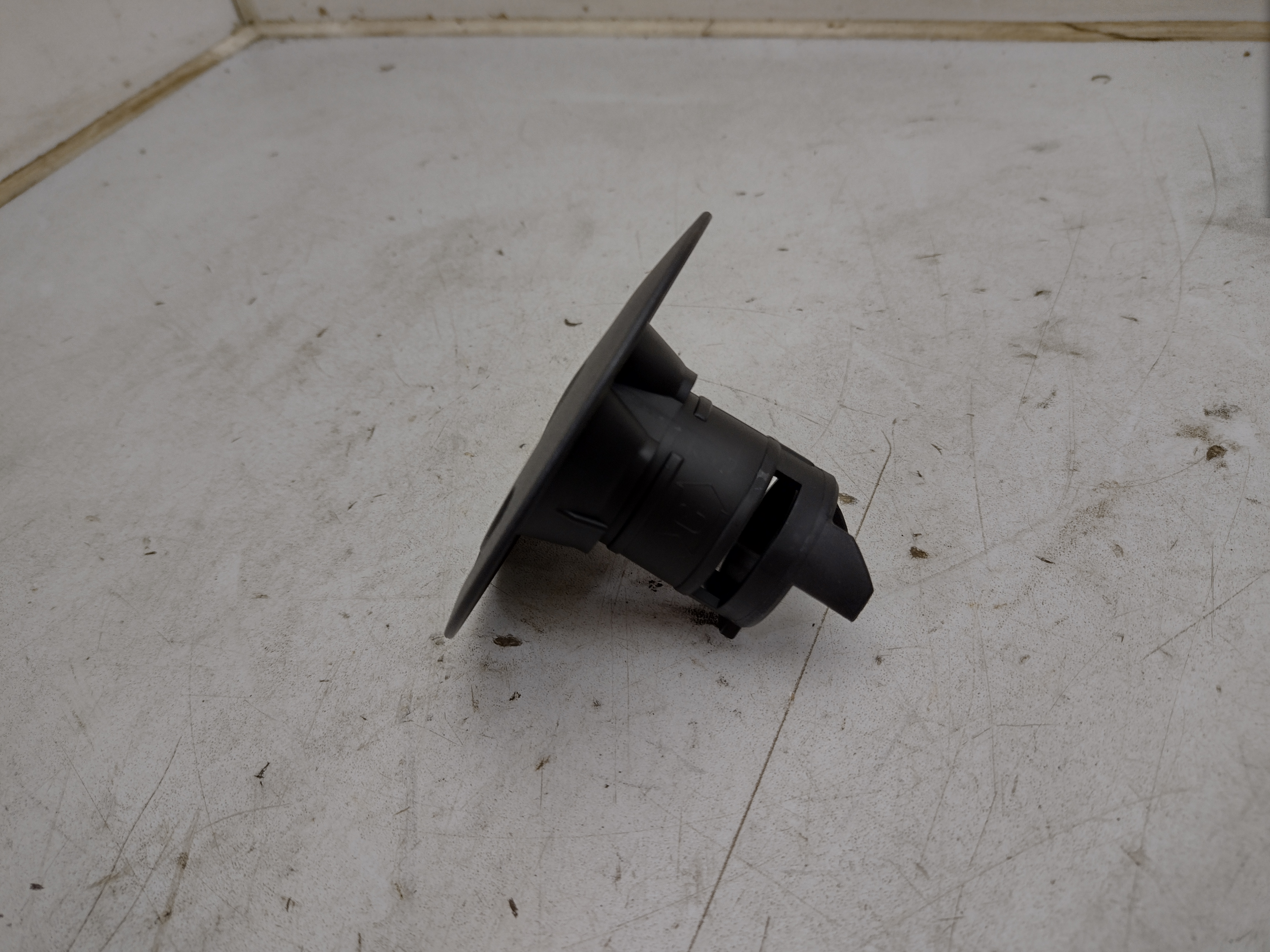 Peugeot / Citroen KNOPF FÜR SITZBANKVERSTELLUNG 8957HW NOS NEW OEM