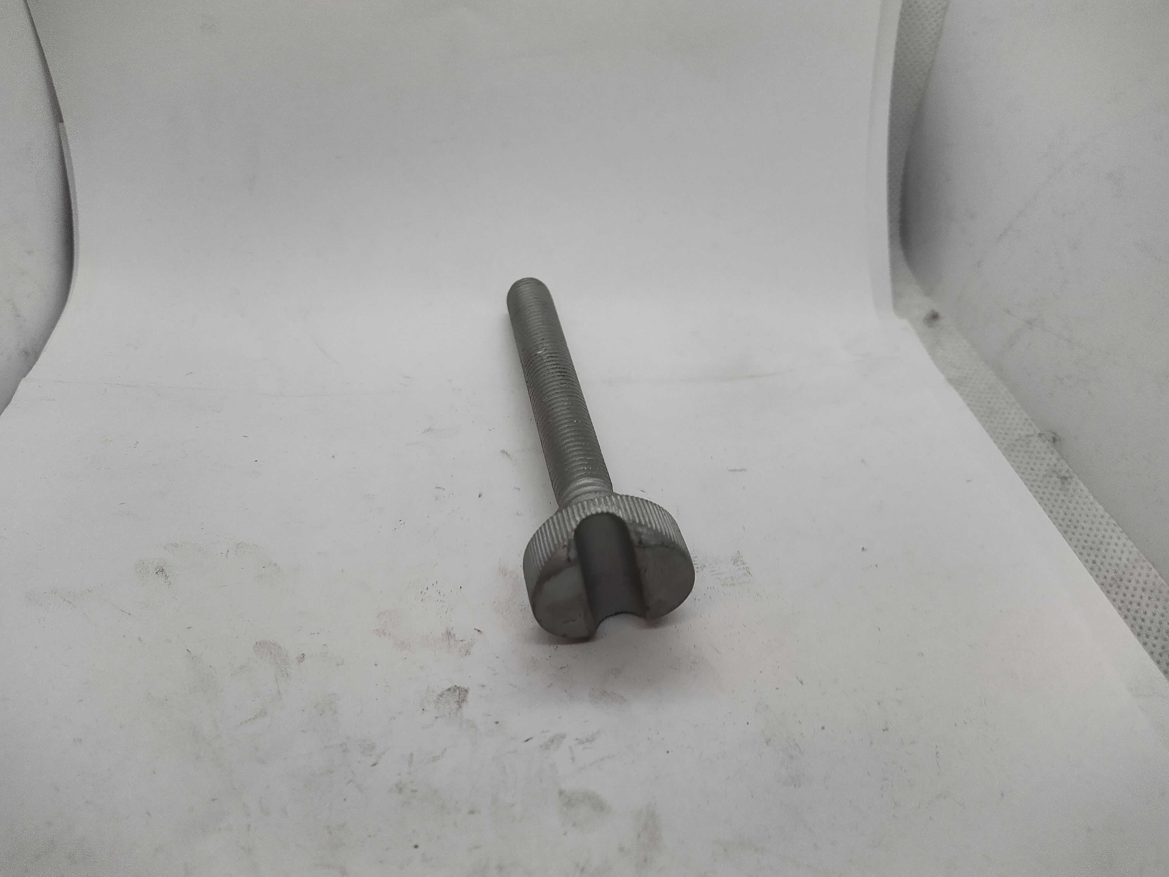  Citroen / Peugeot Reserveradhalterung 761571 NEU NOS